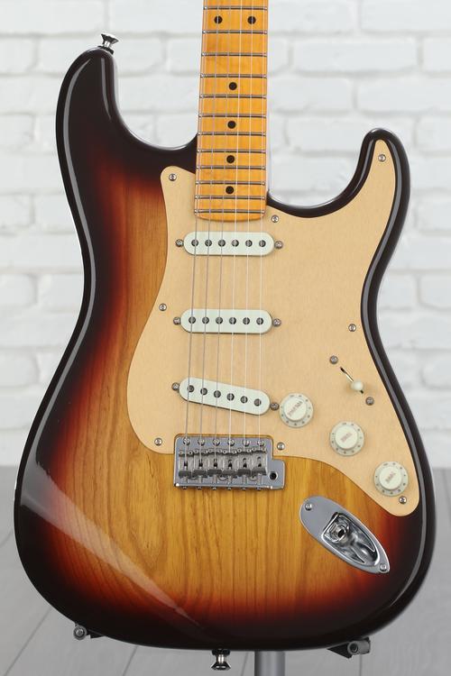 Fender Custom Shop Limited-edition American Custom Stratocaster DLX Closet  Classic Electric Guitar - Chocolate 3-color Sunburst