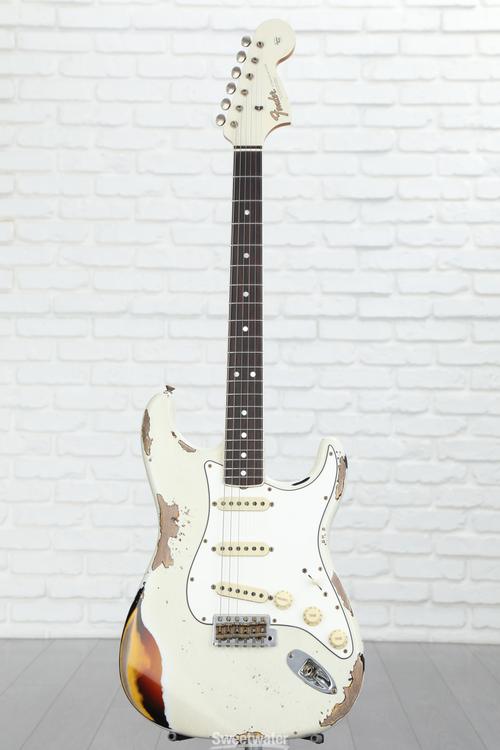 Fender Custom Shop Limited-edition '67 Stratocaster Heavy Relic - Aged  Olympic White over 3-Color Sunburst