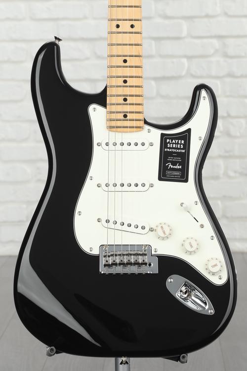 Fender Player Stratocaster - Black with Maple Fingerboard