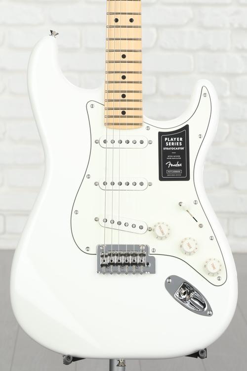 Fender Player Stratocaster - Polar White with Maple Fingerboard