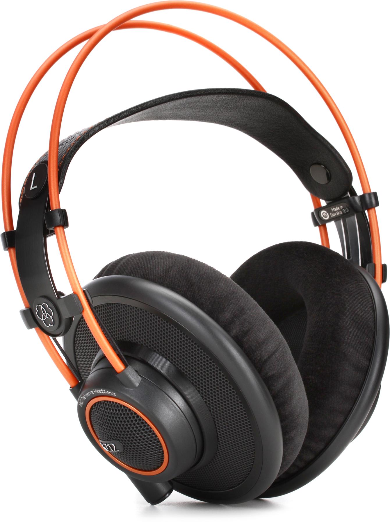 AKG K712