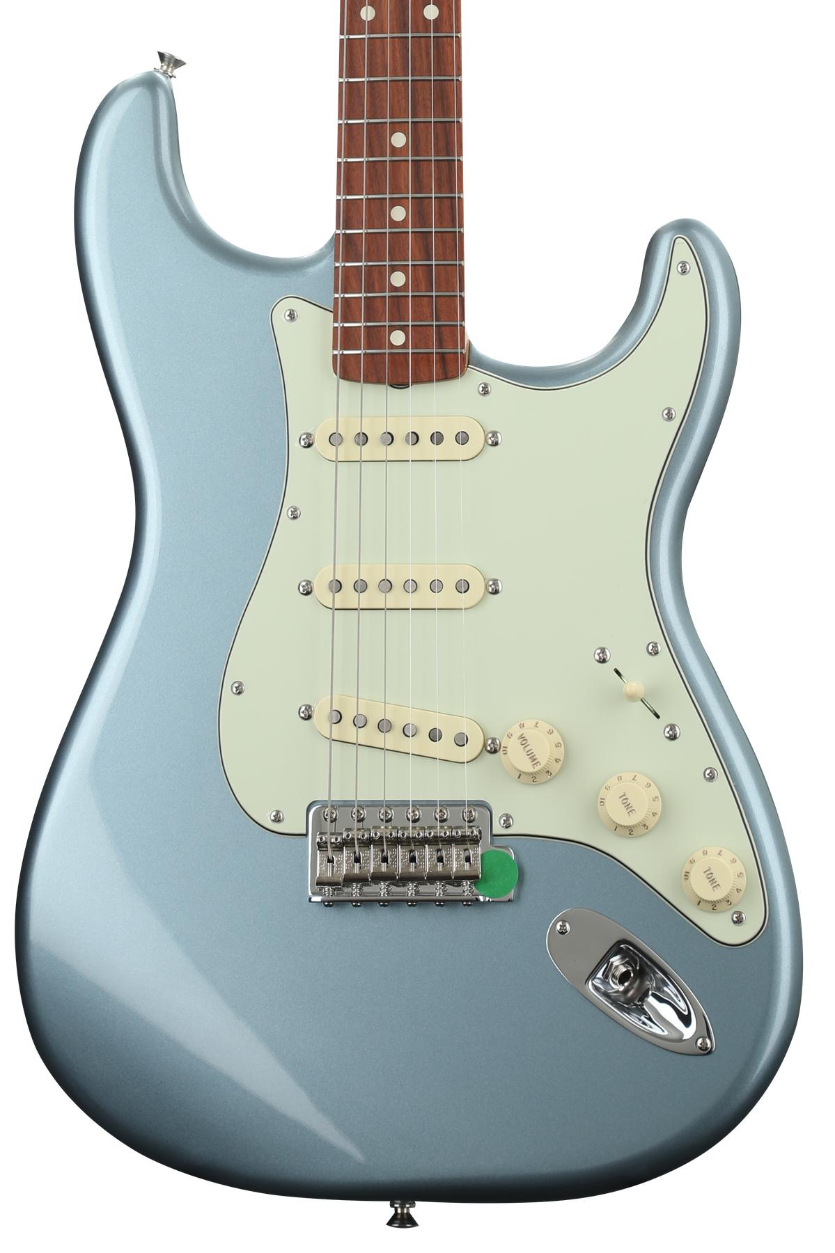 Fender Vintera '60s Stratocaster - Ice Blue Metallic | Sweetwater
