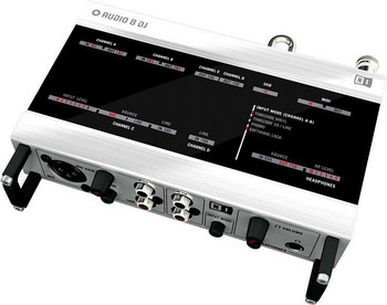 NATIVE INSTRUMENTSオーディオインターフェイス AUDIO8DJ Native Instruments Audio 8 DJ | Sweetwater