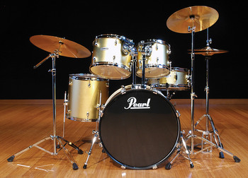 Pearl Forum FZ - Zenith Gold | Sweetwater