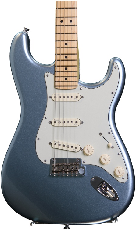 fender american deluxe strat plus