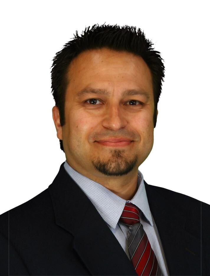 sweetwater-names-new-director-of-guitar-gallery-operations
