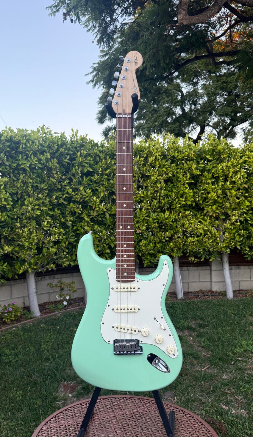 Jeff Beck Stratocaster - Surf Green with Rosewood Fingerboard