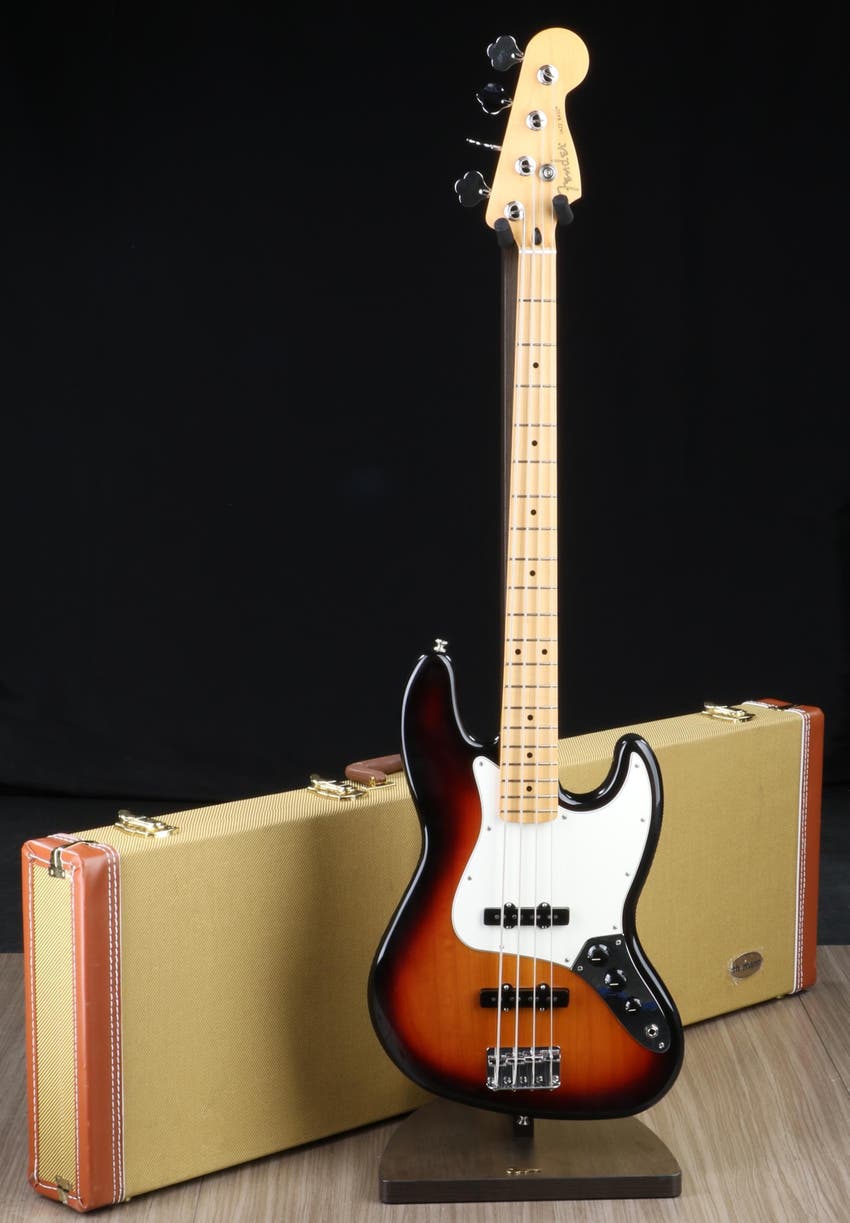 Used Fender Player Jazz Bass with - Sweetwater's Gear Exchange
