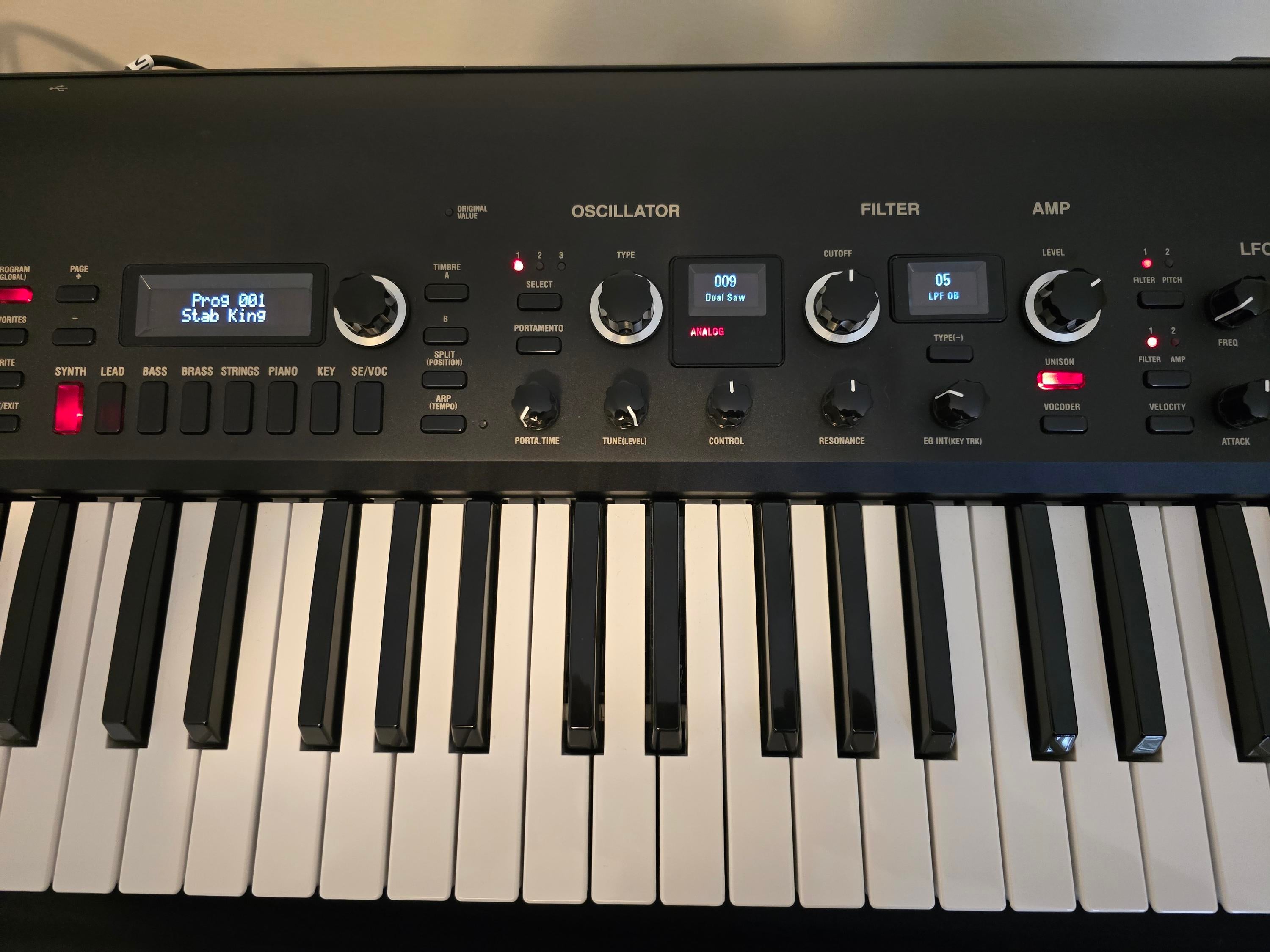 Used Korg KingKORG 61-key Analog - Sweetwater's Gear Exchange