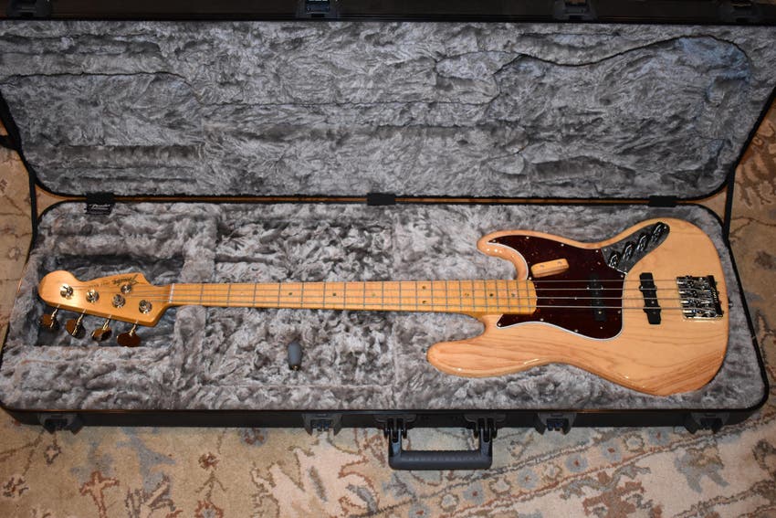 Used Fender American Deluxe Jazz Bass Sweetwater's Gear Exchange