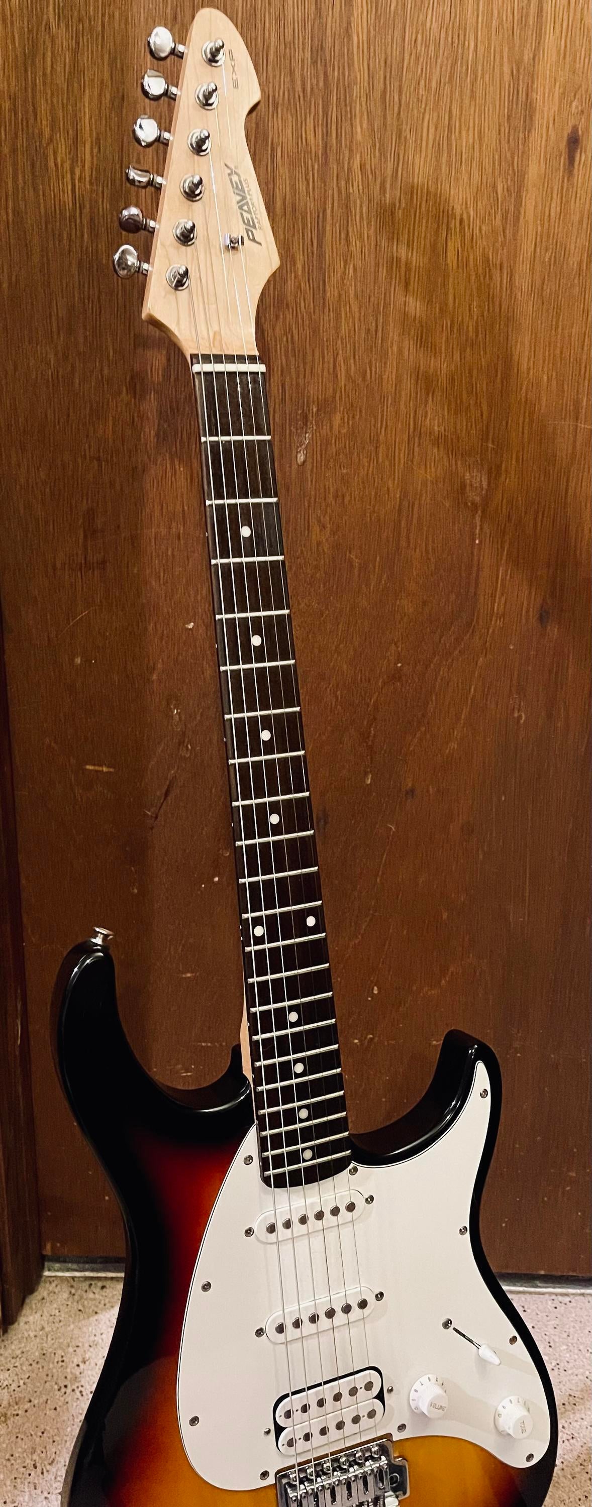Review Peavey Predator EXP II by www.chordtabs.in.th - YouTube