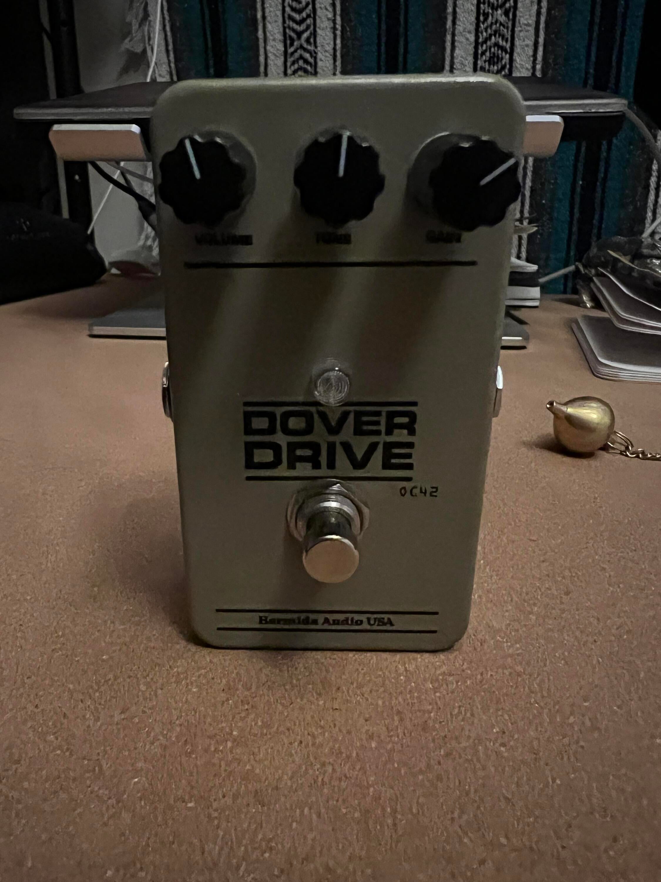 販売業者Dover Drive OC42 USA Lovepedal ドライブfuzz ギター