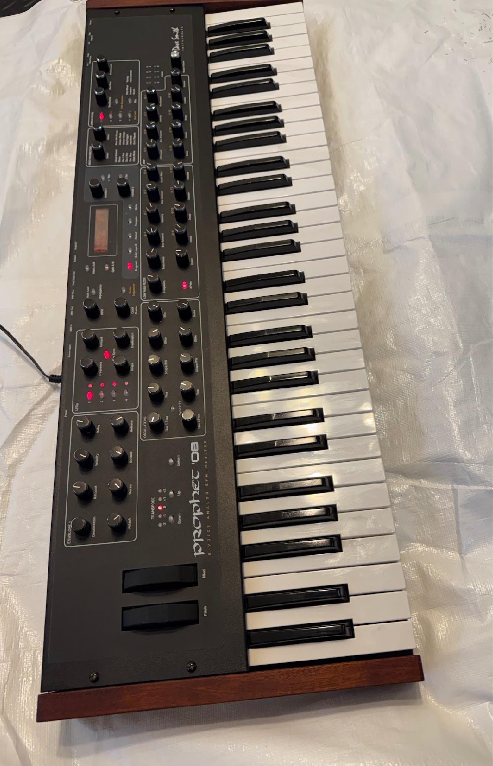鍵盤楽器 Dave Smith Instruments Prophet '08 PE Dave Smith Instruments Prophet 08 Special Edition Review