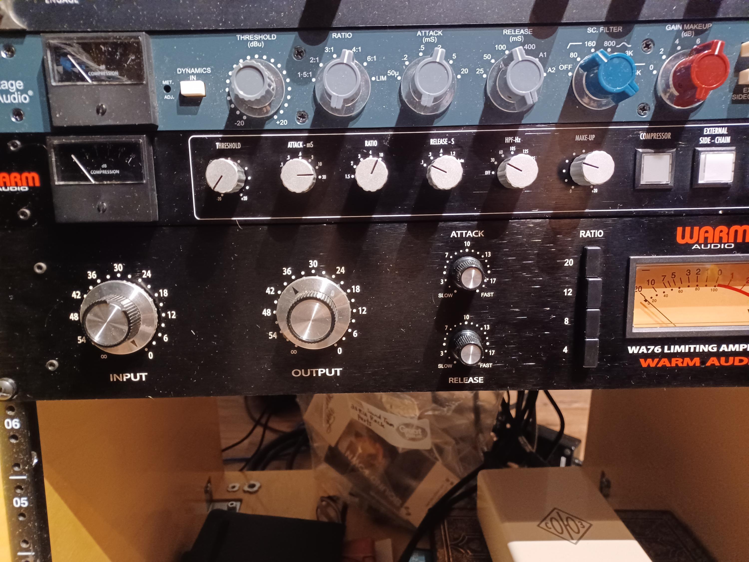 VINTAGE DBX 351 EXPANDER エキスパンダー 週末セール Yahoo!オークション -「dbx エキスパンダー」の落札相場・落札価格