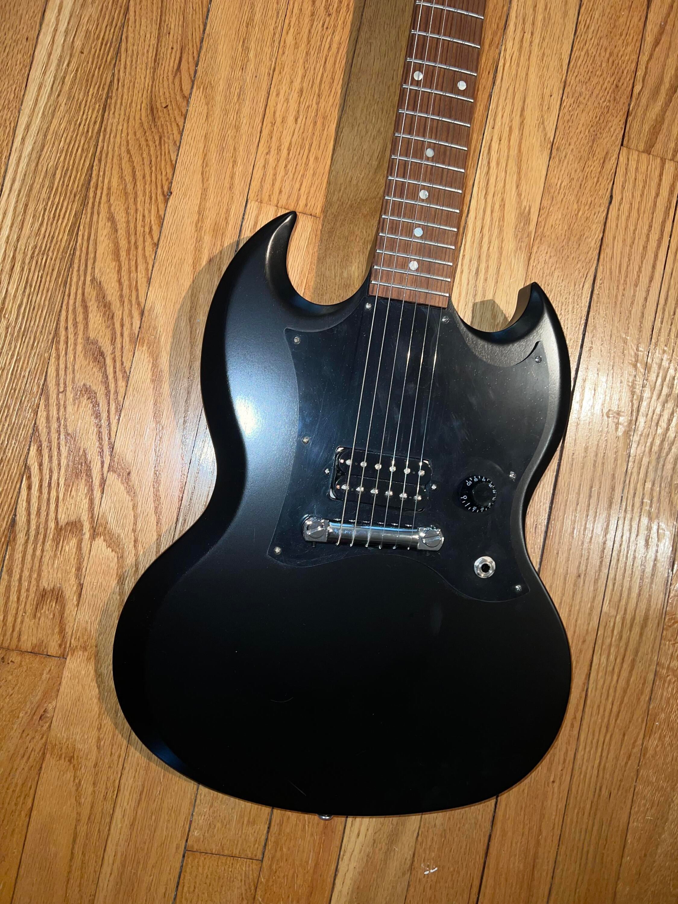 Used Gibson Melody Maker SG 2011