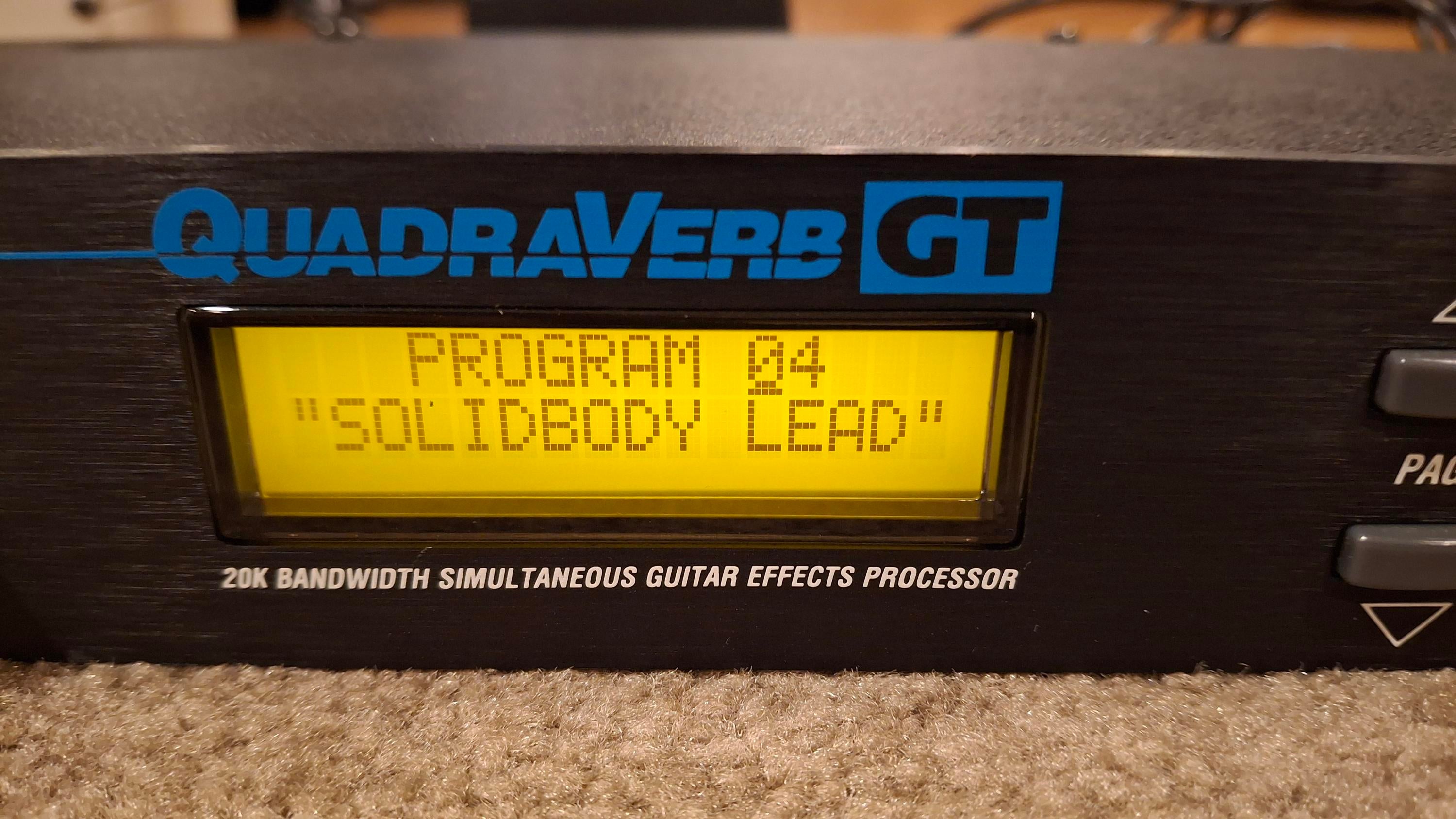 ギター ALESIS QUADRAVERB Alesis QuadraVerb GT - Rack Mount Reverb Processor w/ Power
