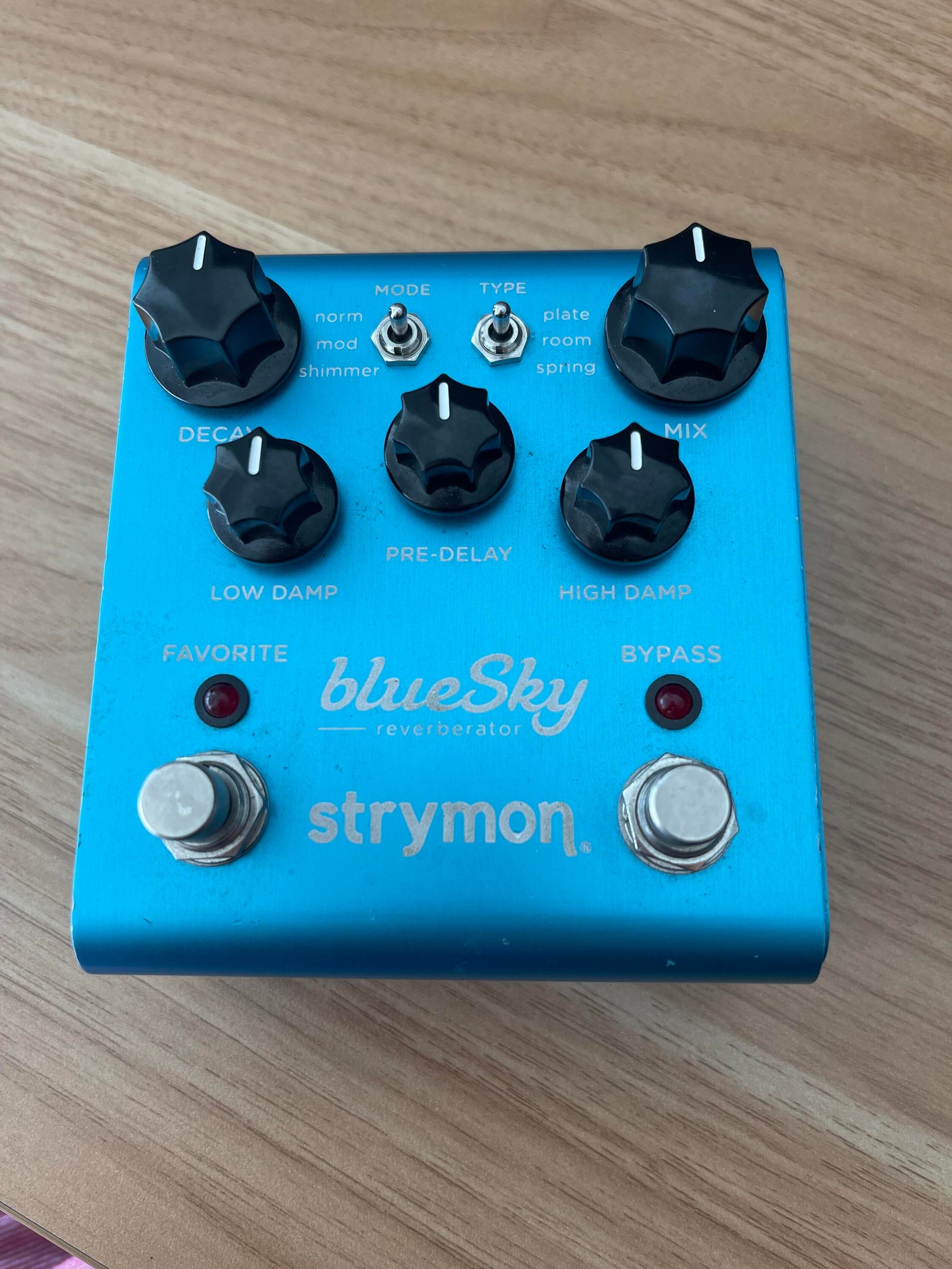 Used Strymon blueSky Reverberator Pedal - Sweetwater's Gear Exchange