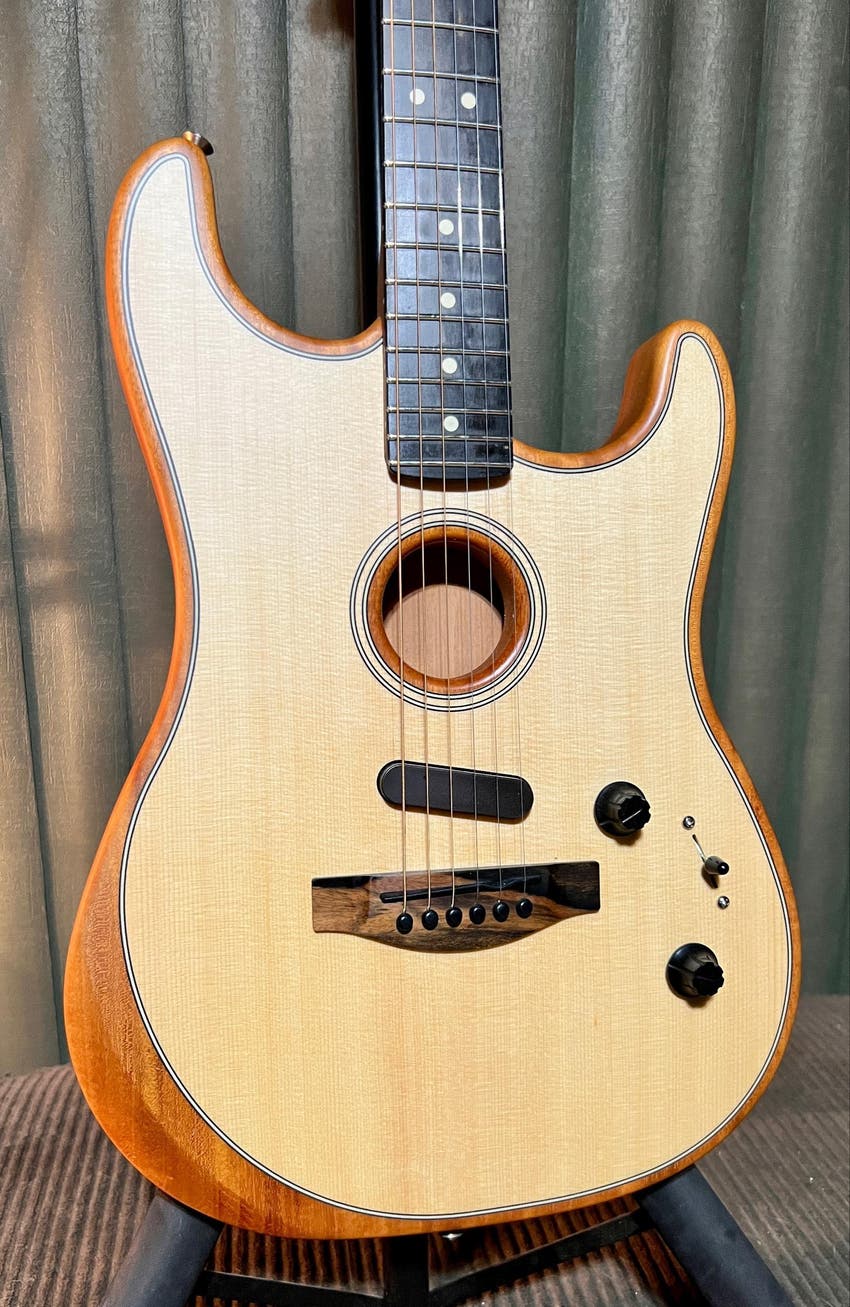 American Acoustasonic Stratocaster Acoustic-electric Guitar - Natural