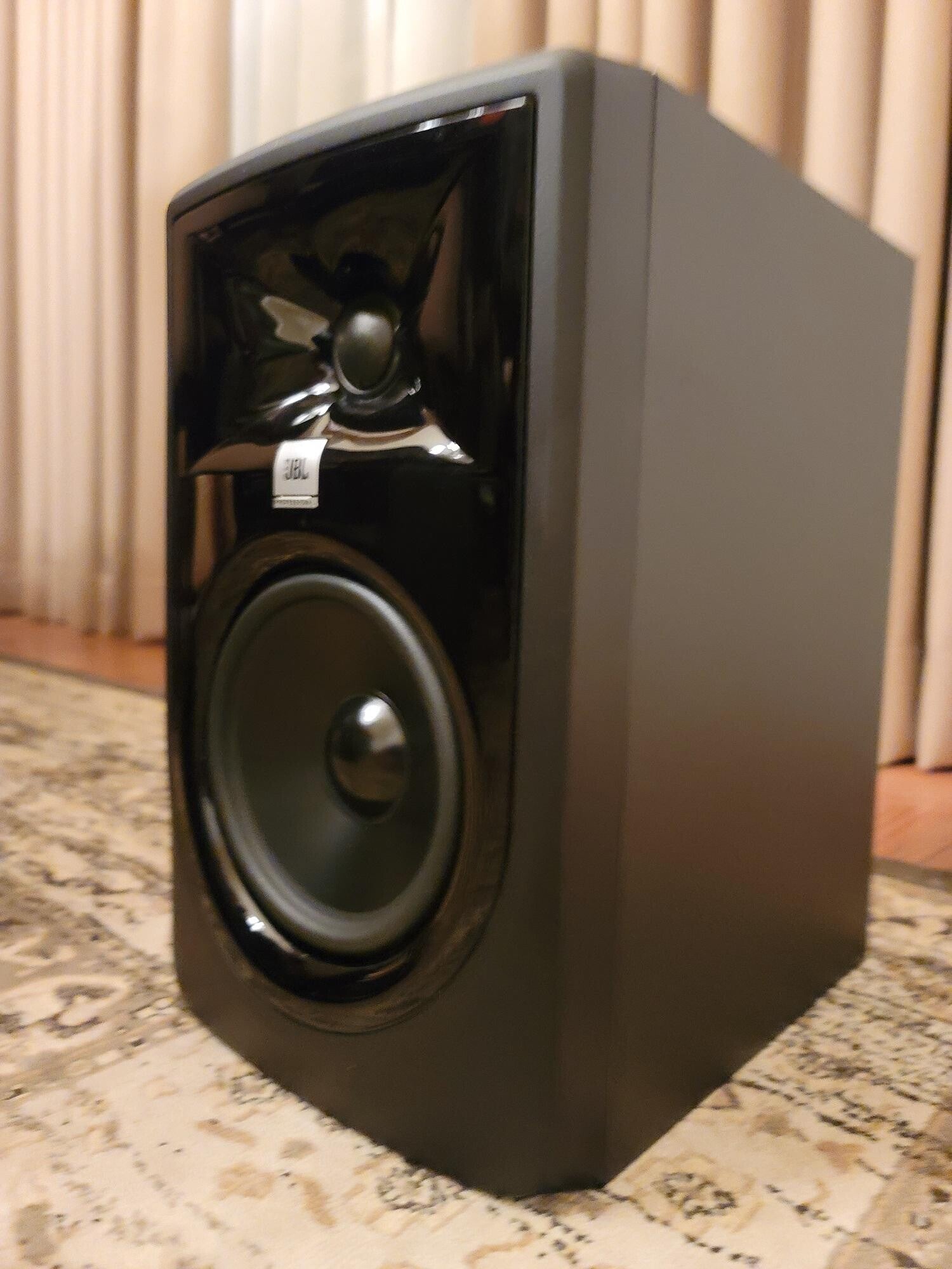 jbl studio monitors used