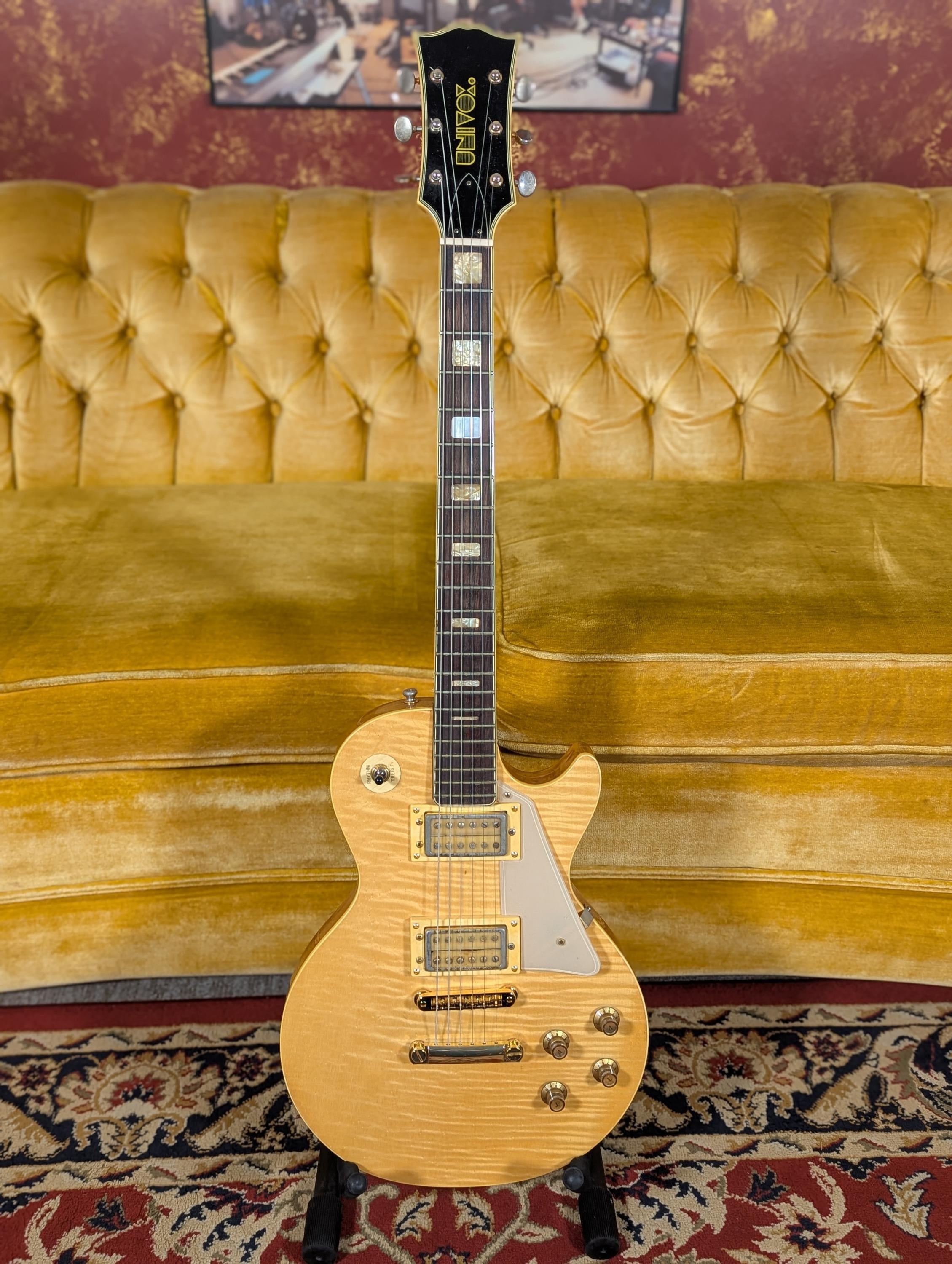 Used Univox Les Paul Natural 1974 - Sweetwater's Gear Exchange