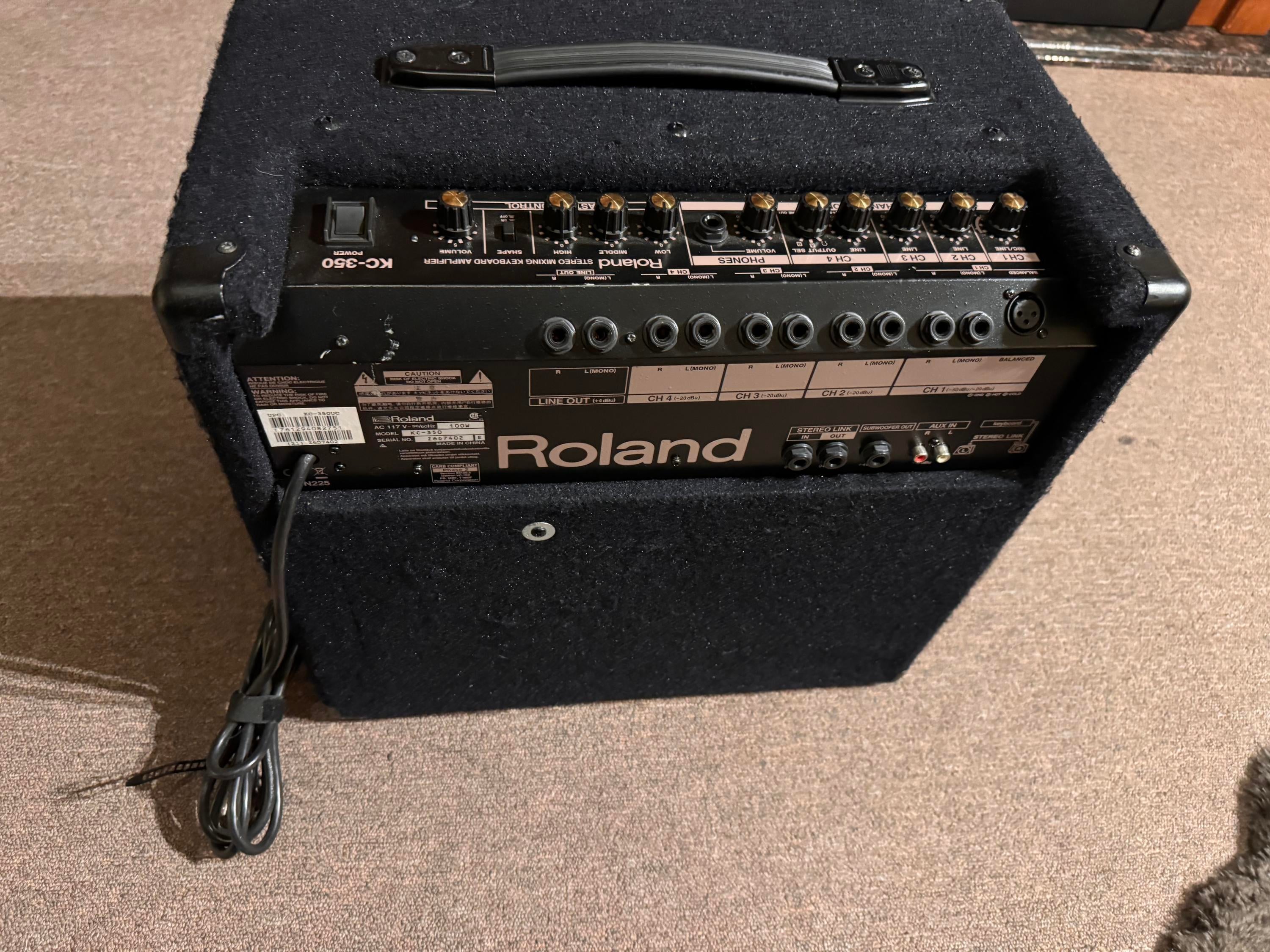 Used Roland KC-350 Keyboard Amp