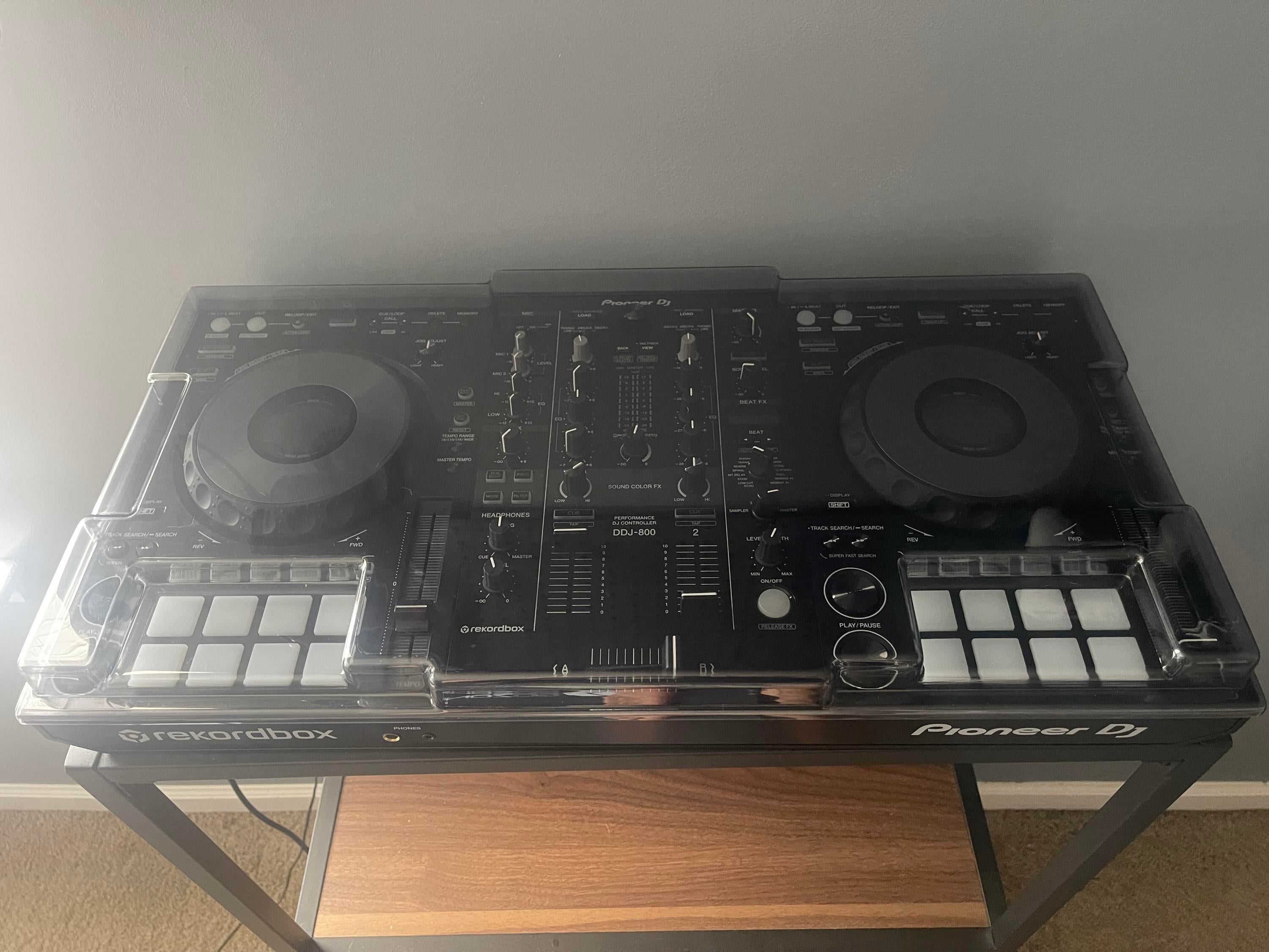 Used Pioneer DJ DDJ-800 2-deck Rekordbox DJ | Gear Exchange