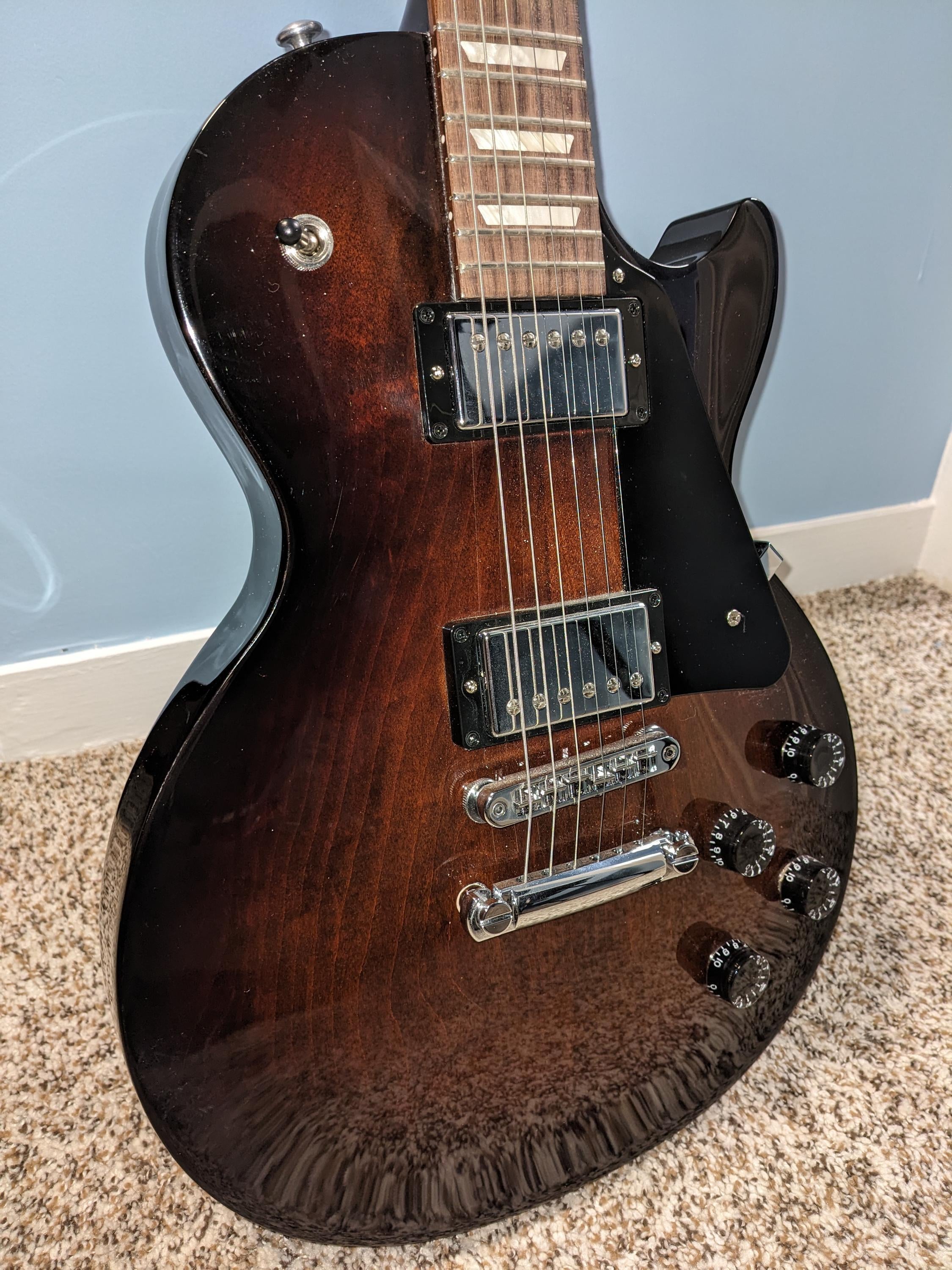 Gibson les paul studio deals smokehouse burst 2020