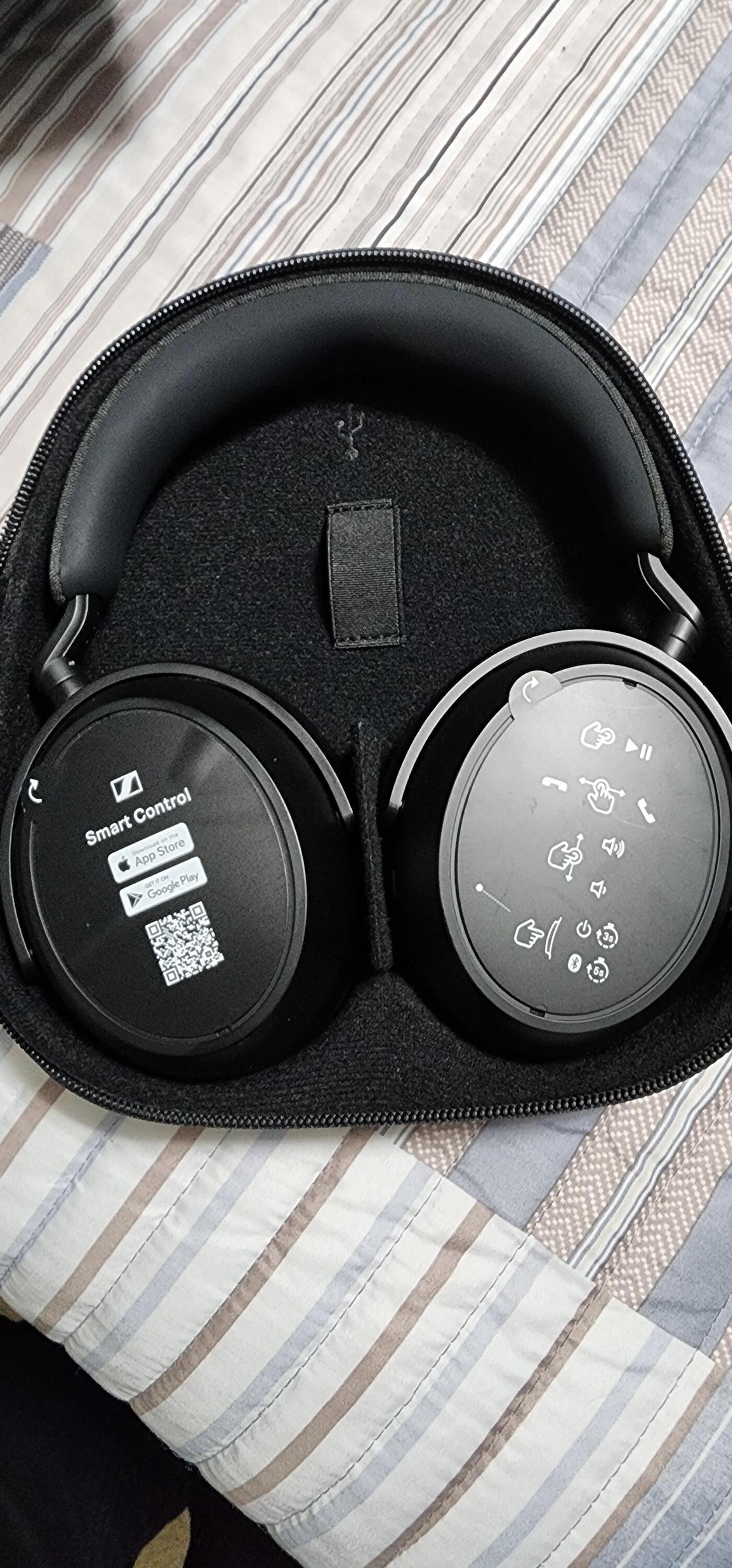 Used Sennheiser M4AEBT Momentum 4 Wireless - Sweetwater's