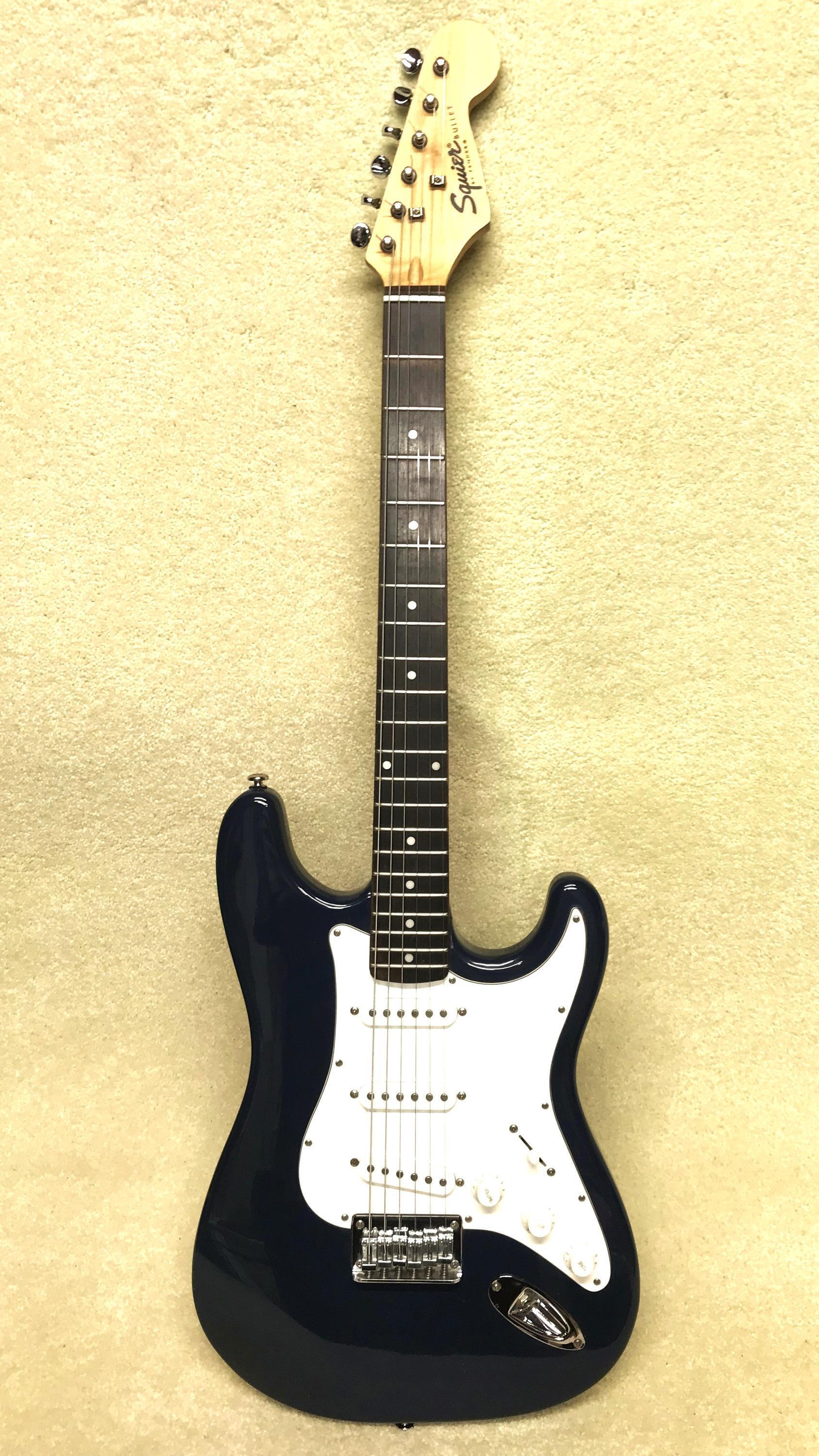 Squier Used Fender Squier Bullet - Sweetwater's Gear Exchange