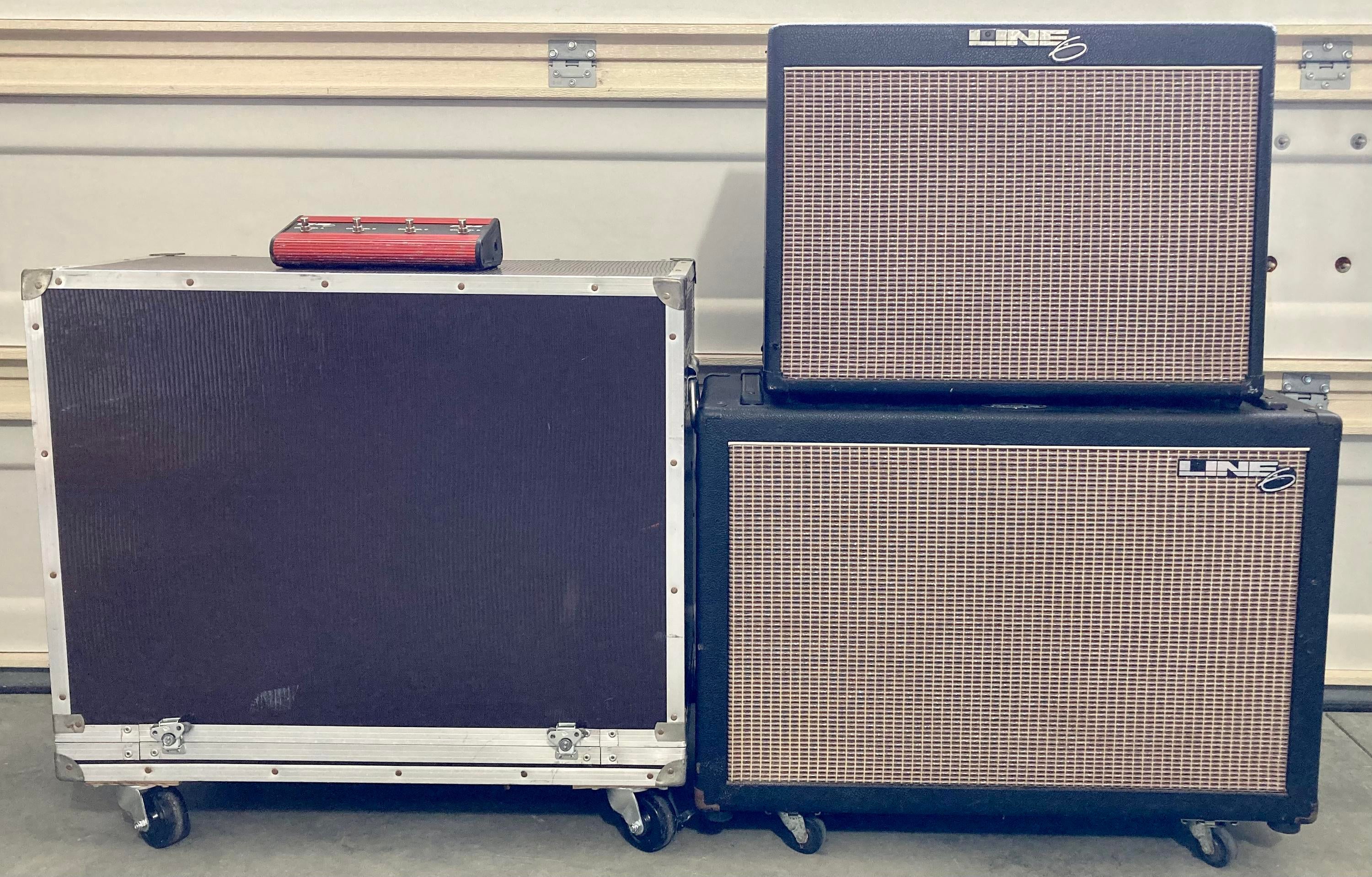 Used Line 6 FLEXTONE II Plus w /FB4 controller and Flextone 212s stereo  2x12 extension cabinet and road case for combo amp