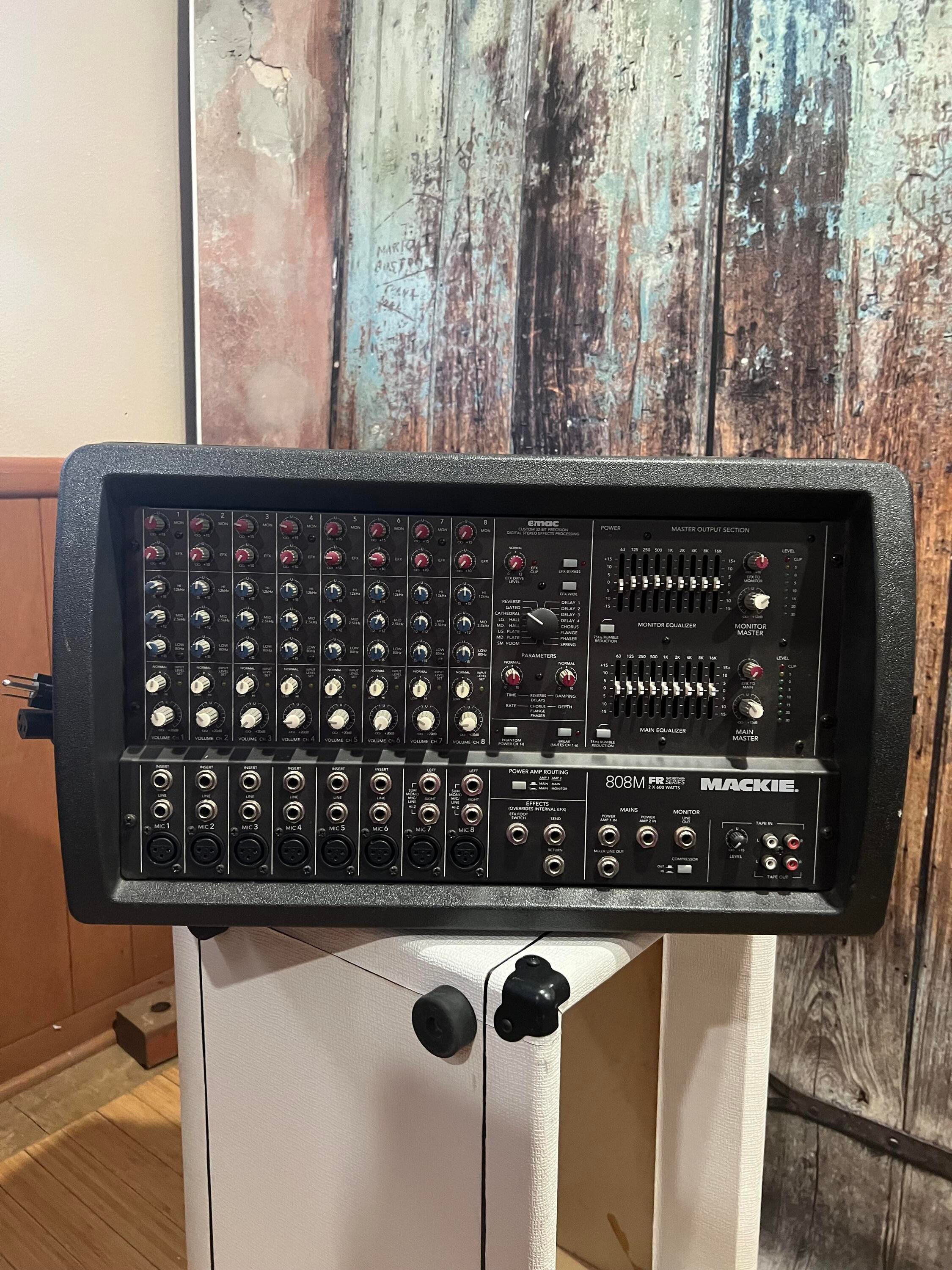 Used Mackie 808M 1200W 8 Channel - Sweetwater's Gear Exchange