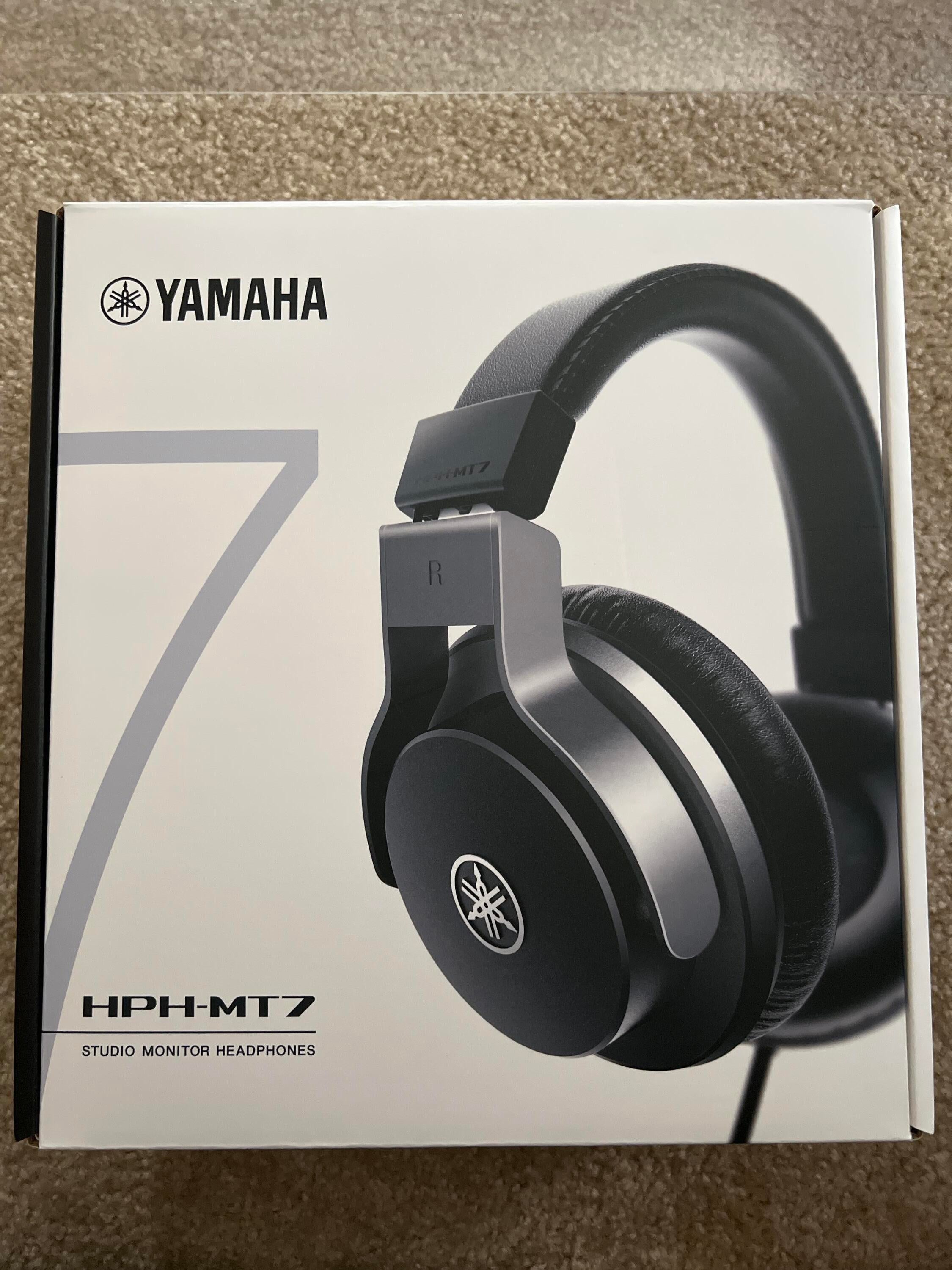 Used Yamaha HPH MT7 Closed back Headphones Black