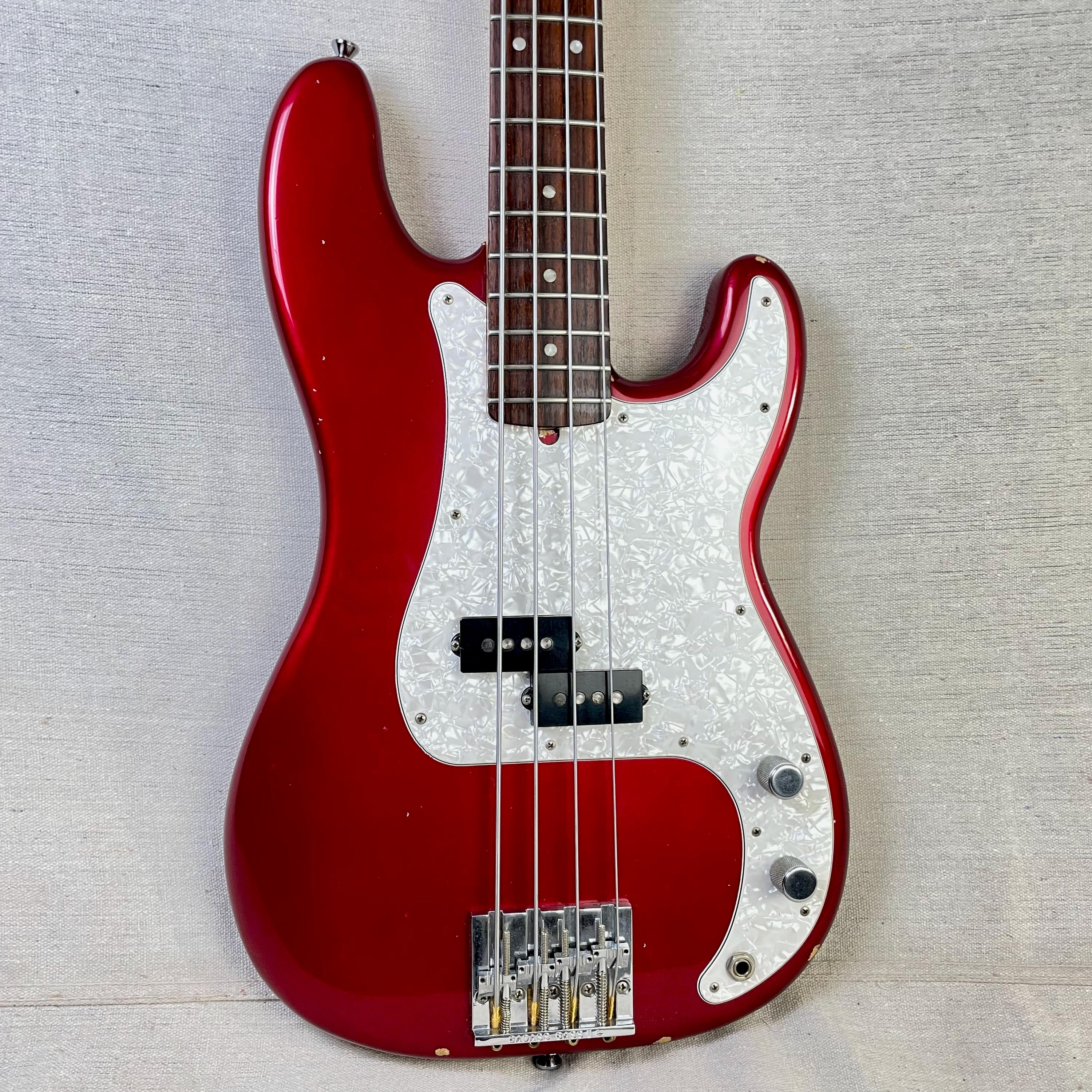 Used Fender Nate Mendel Precision - Sweetwater's Gear Exchange