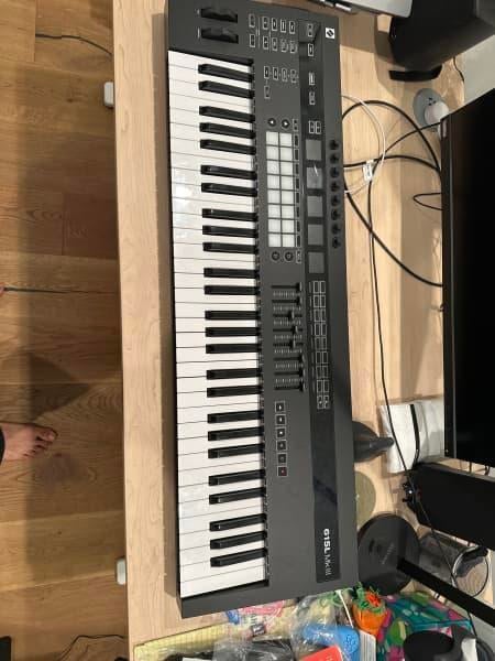 Used Novation 61SL MkIII 61-key Keyboard - Sweetwater's Gear Exchange