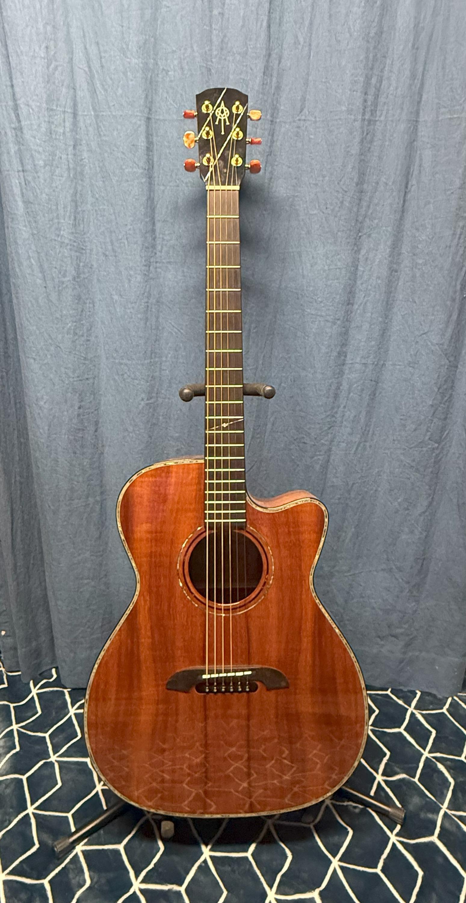 Used Alvarez Yairi WY1K Bob Weir - Sweetwater's Gear Exchange