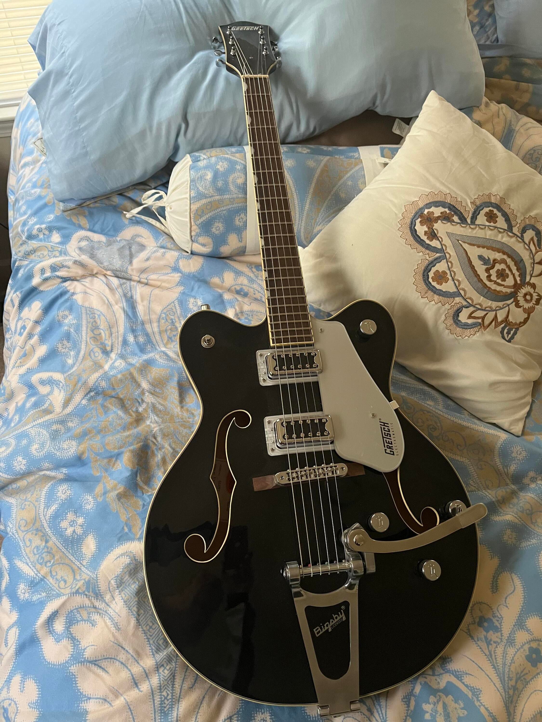 Used Gretsch 5422T Electromatic With Gretsch Case 53 OFF