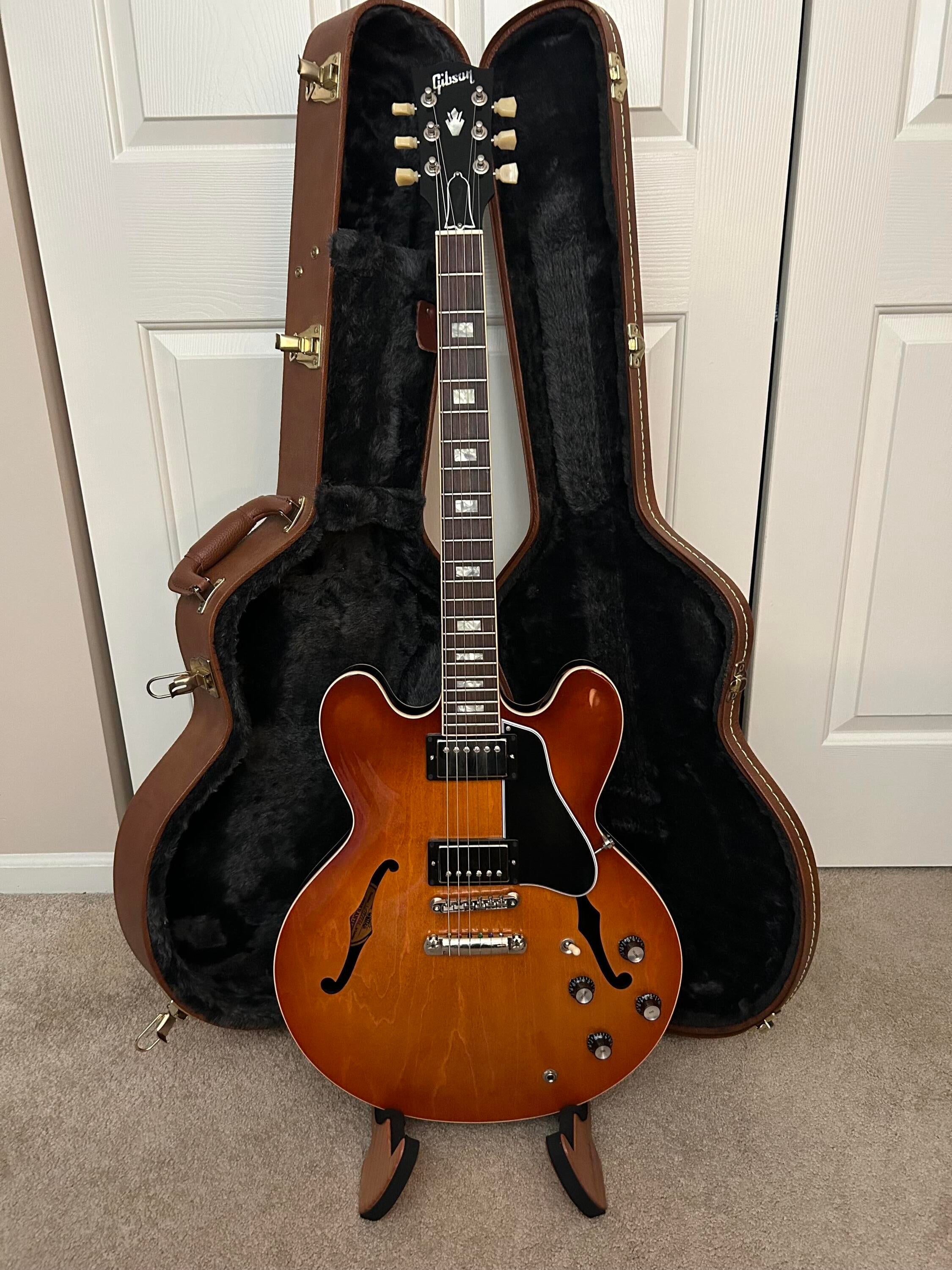 Used Gibson ES335 Figured Semihollowbody Sweetwater's Gear Exchange