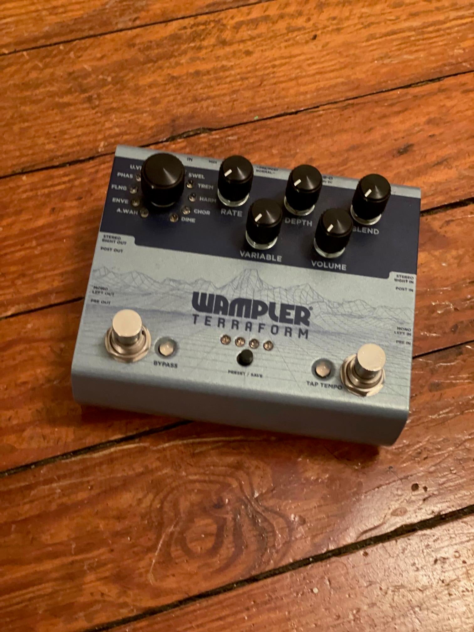 い*し様 Wampler Terraform マルチモジュレーション 半ジャンク Used Wampler ** Wampler TERRAFORM - Sweetwater's Gear Exchange