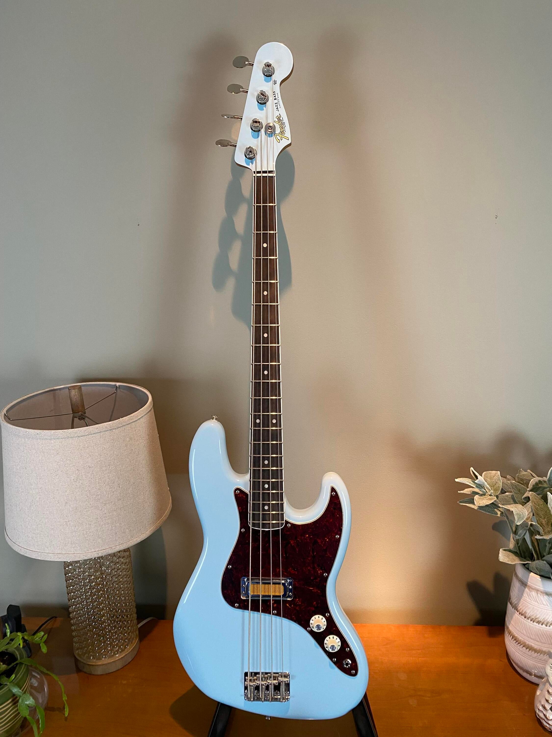 Used Fender Gold Foil Jazz Bass, Ebony Neck - Sonic Blue