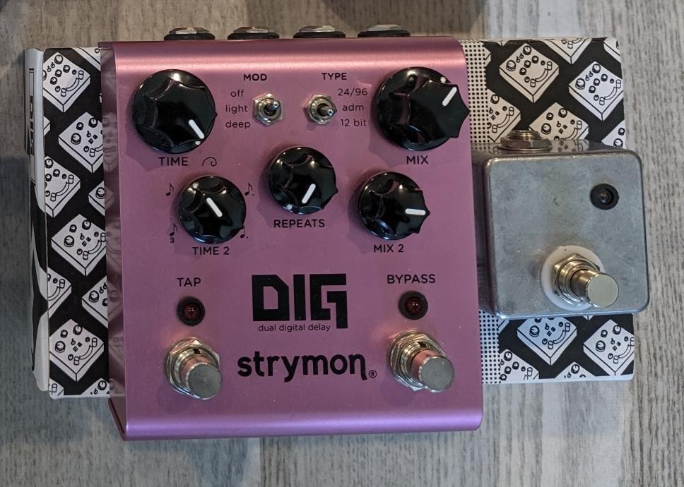 Used Strymon DIG Dual Digital Delay V1