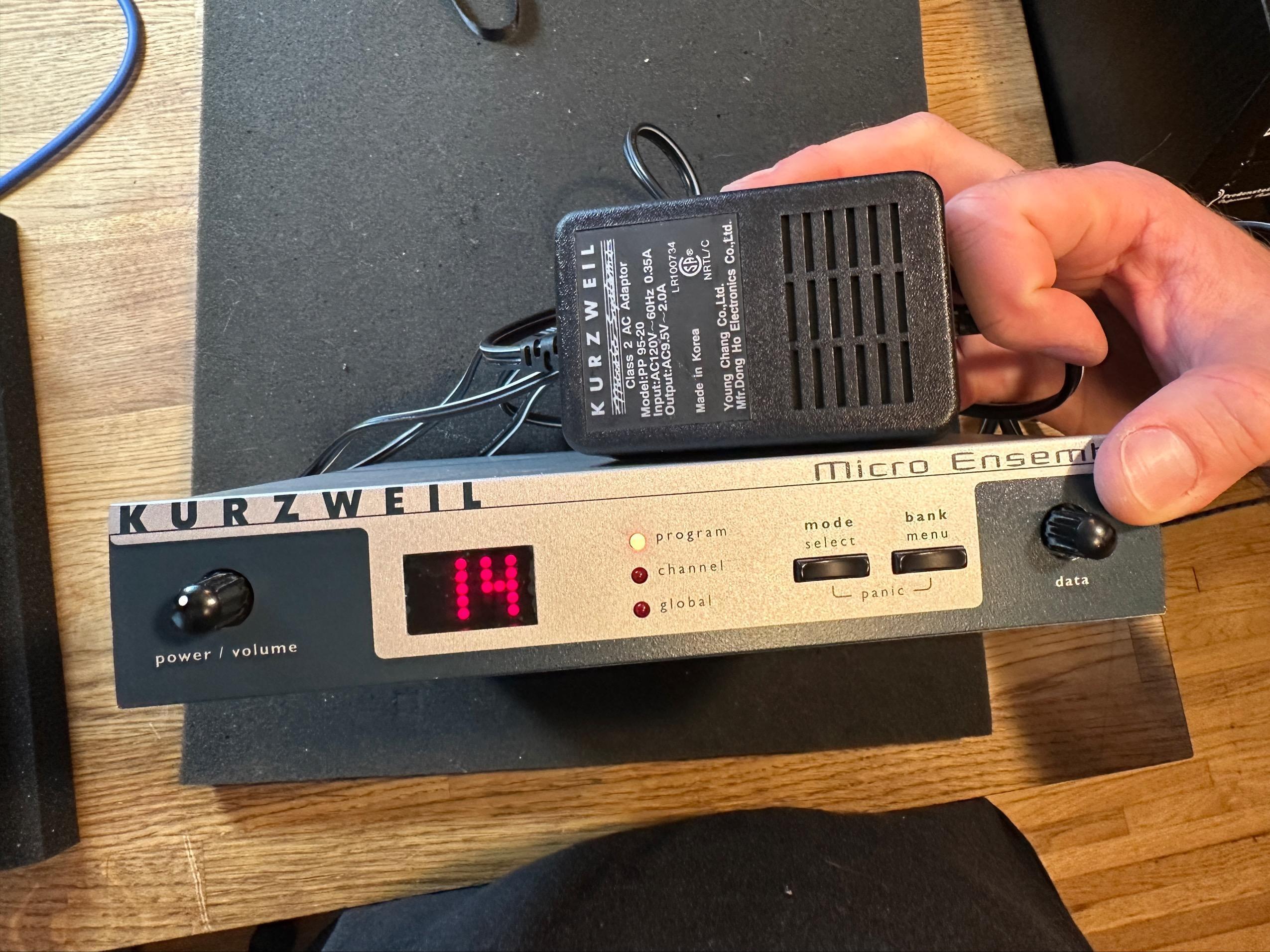 Kurzweilカーツウェル音源モジュールME-1 Micro Ensemble Kurzweil ME-1 Micro Ensemble | Reverb