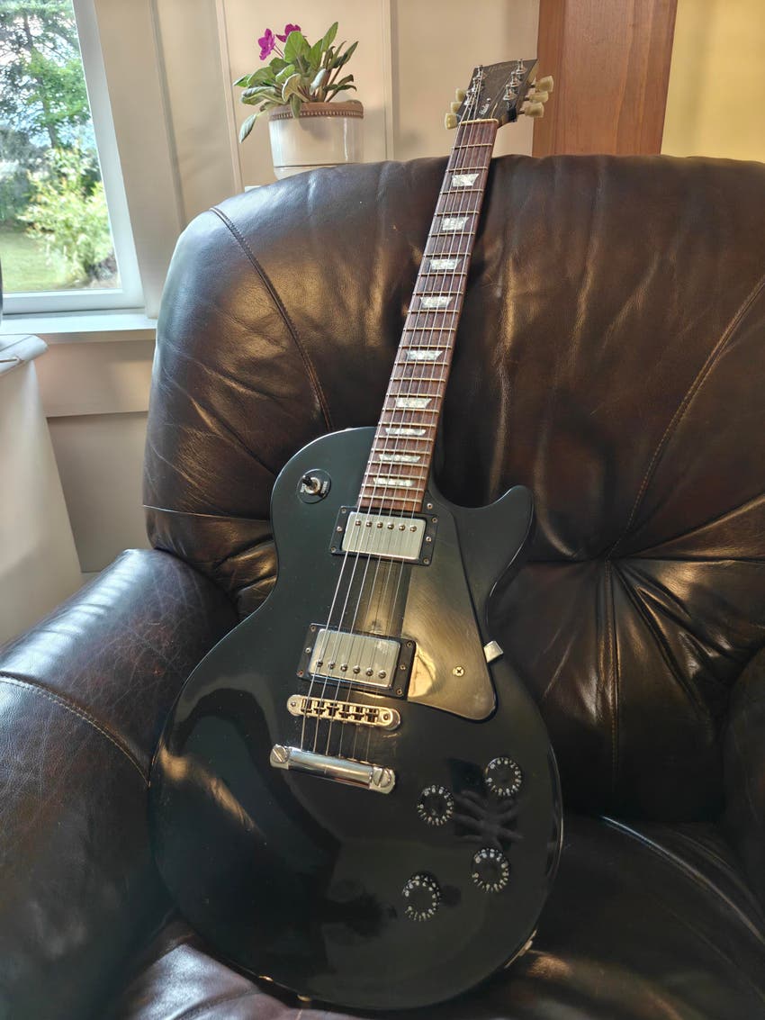 Les Paul Studio Electric Guitar - Ebony