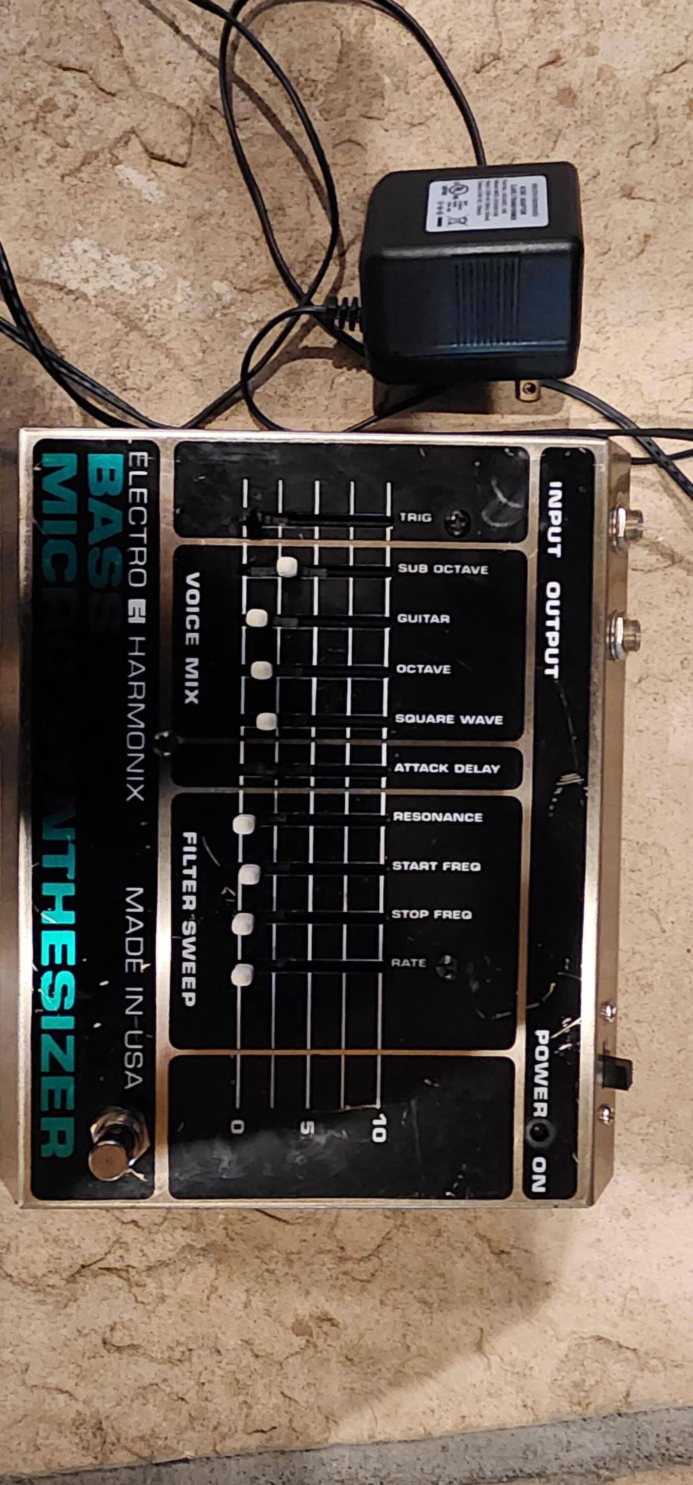 Used Electro-Harmonix Bass Micro Synthesizer - Sweetwater's Gear