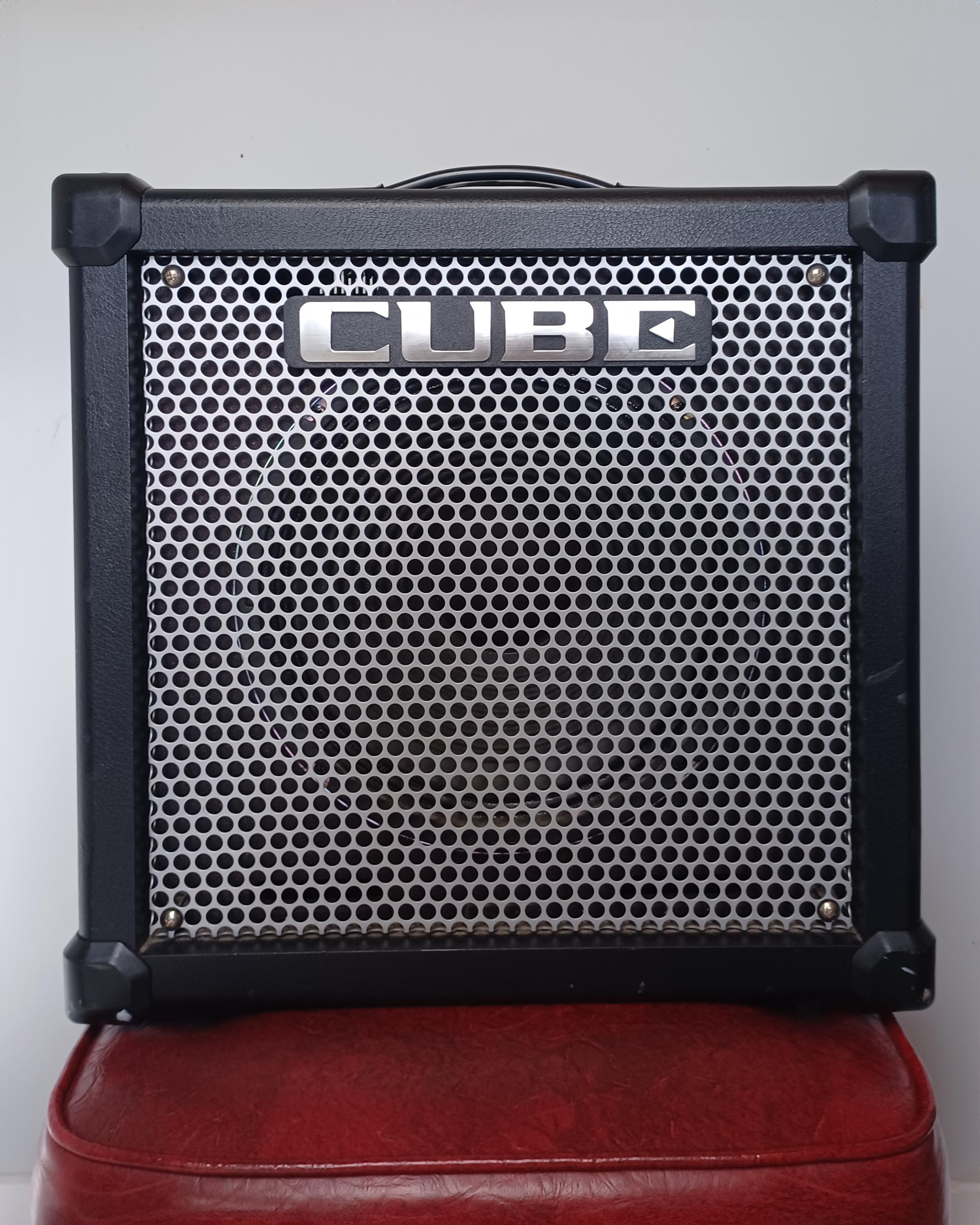 Used Roland CUBE-40GX 40-watt 1x10