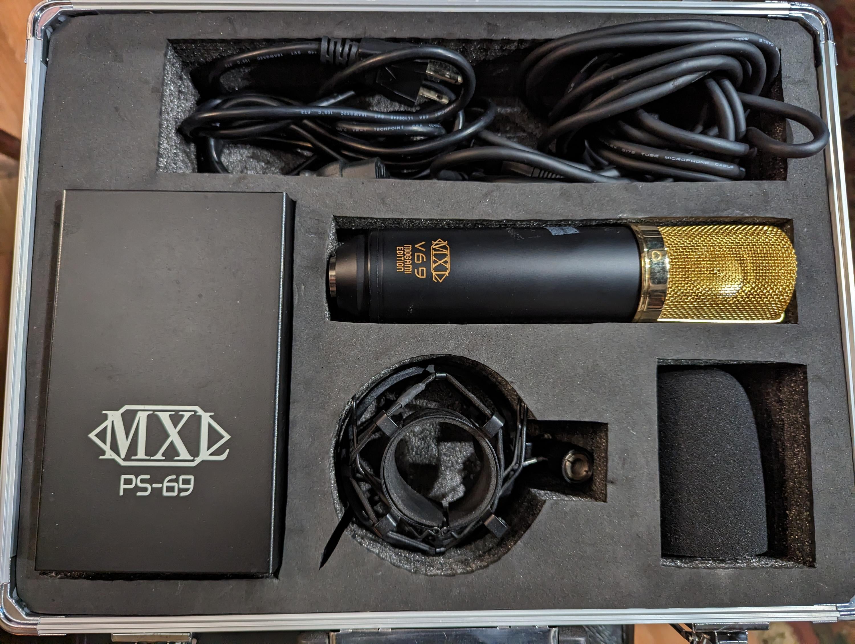 Used MXL V69M Mogomi Edition Tube Microphone - Sweetwater's Gear