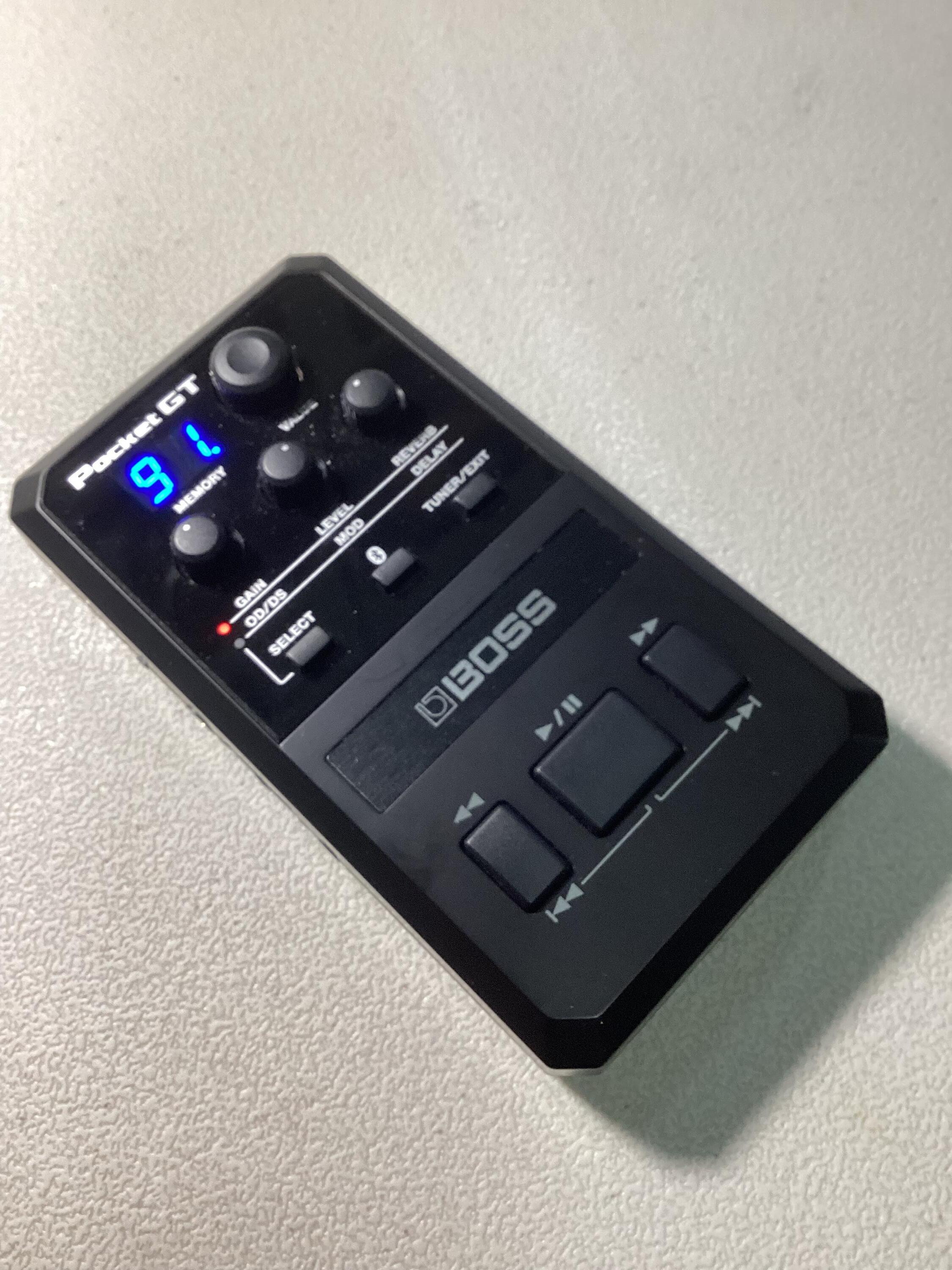 BOSS Pocket GT ｜ イケベ楽器店
