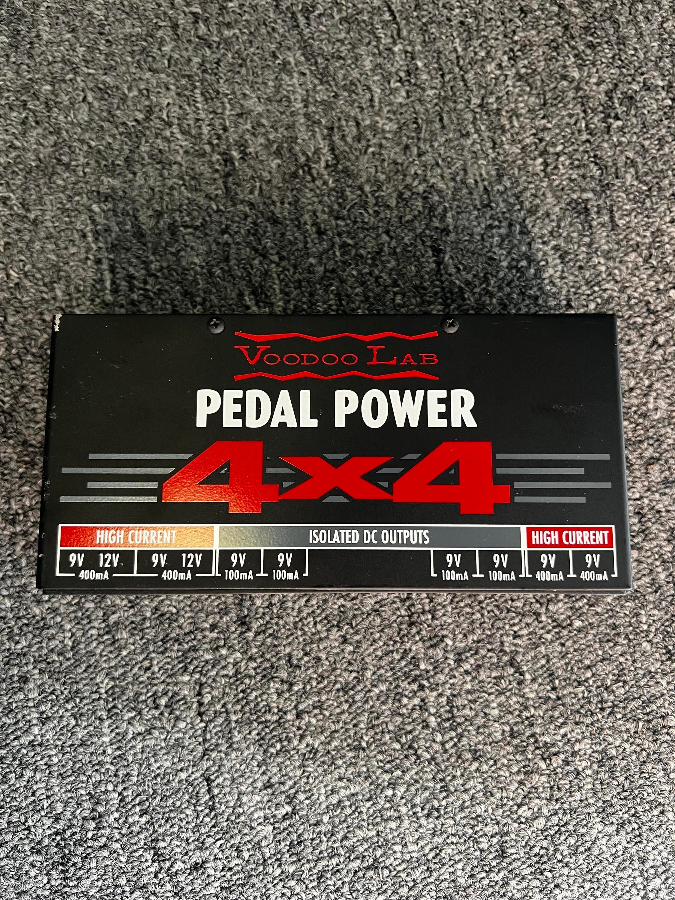 Used Voodoo Lab Pedal Power 4x4 8-output - Sweetwater's Gear Exchange