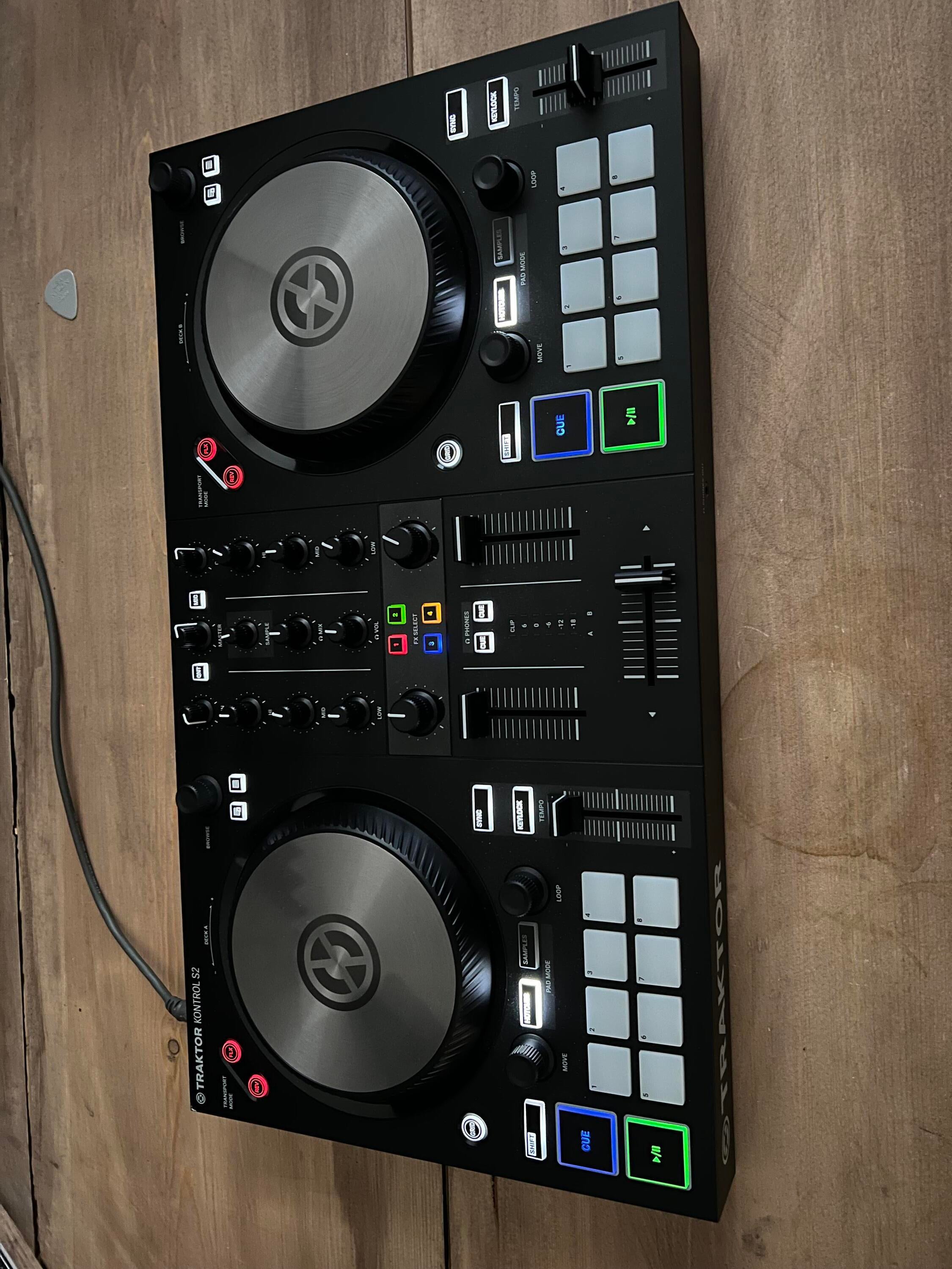 Used Native Instruments Traktor Kontrol S2 - Sweetwater's Gear