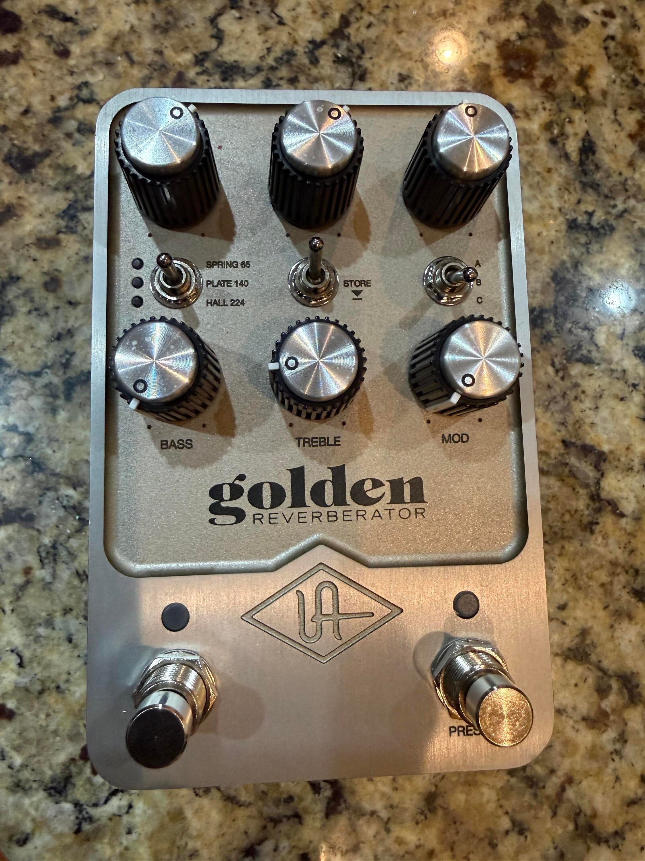 Used Universal Audio UAFX Golden - Sweetwater's Gear Exchange Used Universal Audio UAFX Golden - Sweetwater's Gear Exchange