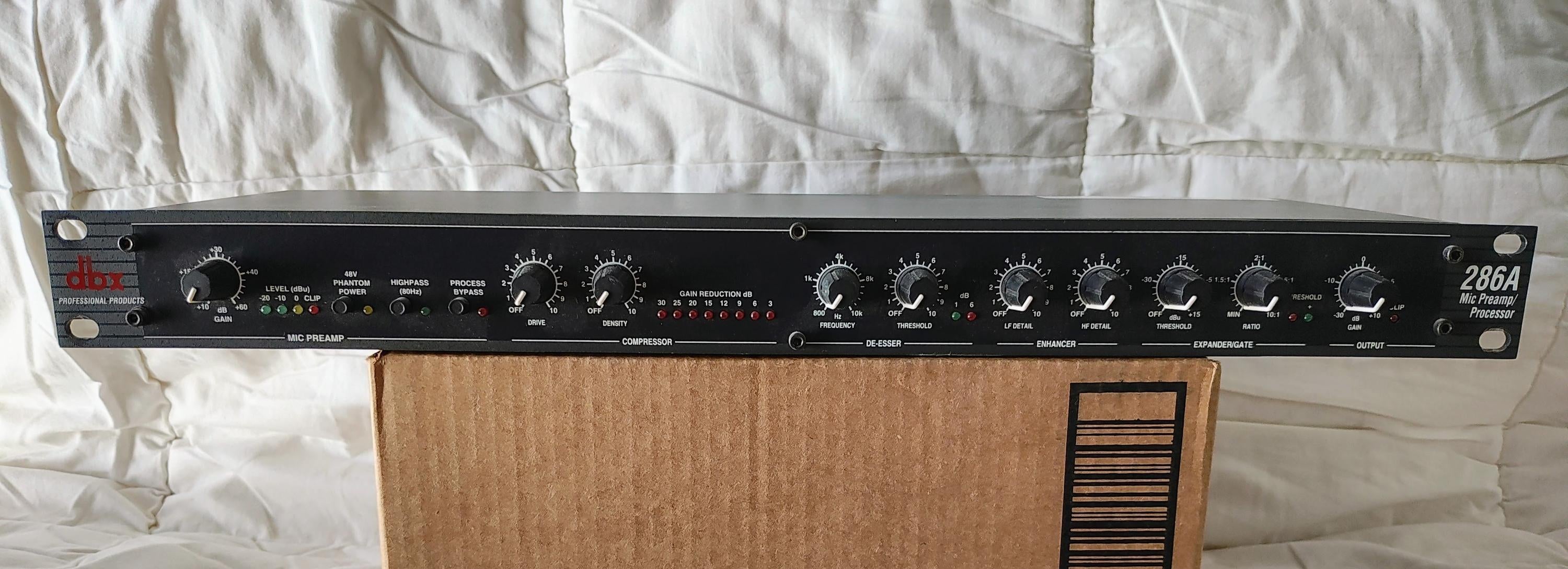 Used dbx 286A mic pre-amp with de-esser - Sweetwater's Gear Exchange